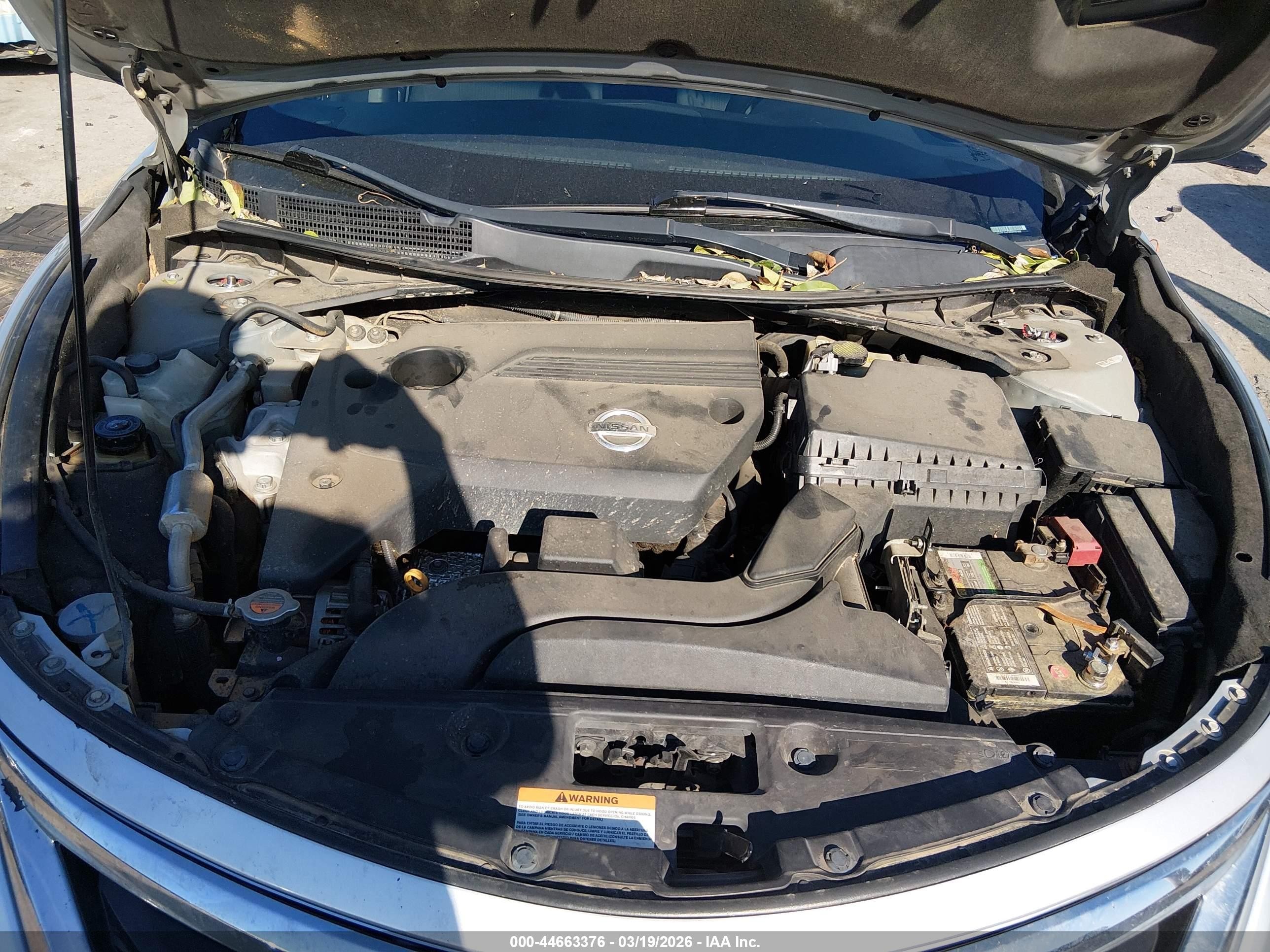 2014 Nissan Altima 2.5 S Серебряный vin: 1N4AL3AP7EN232166