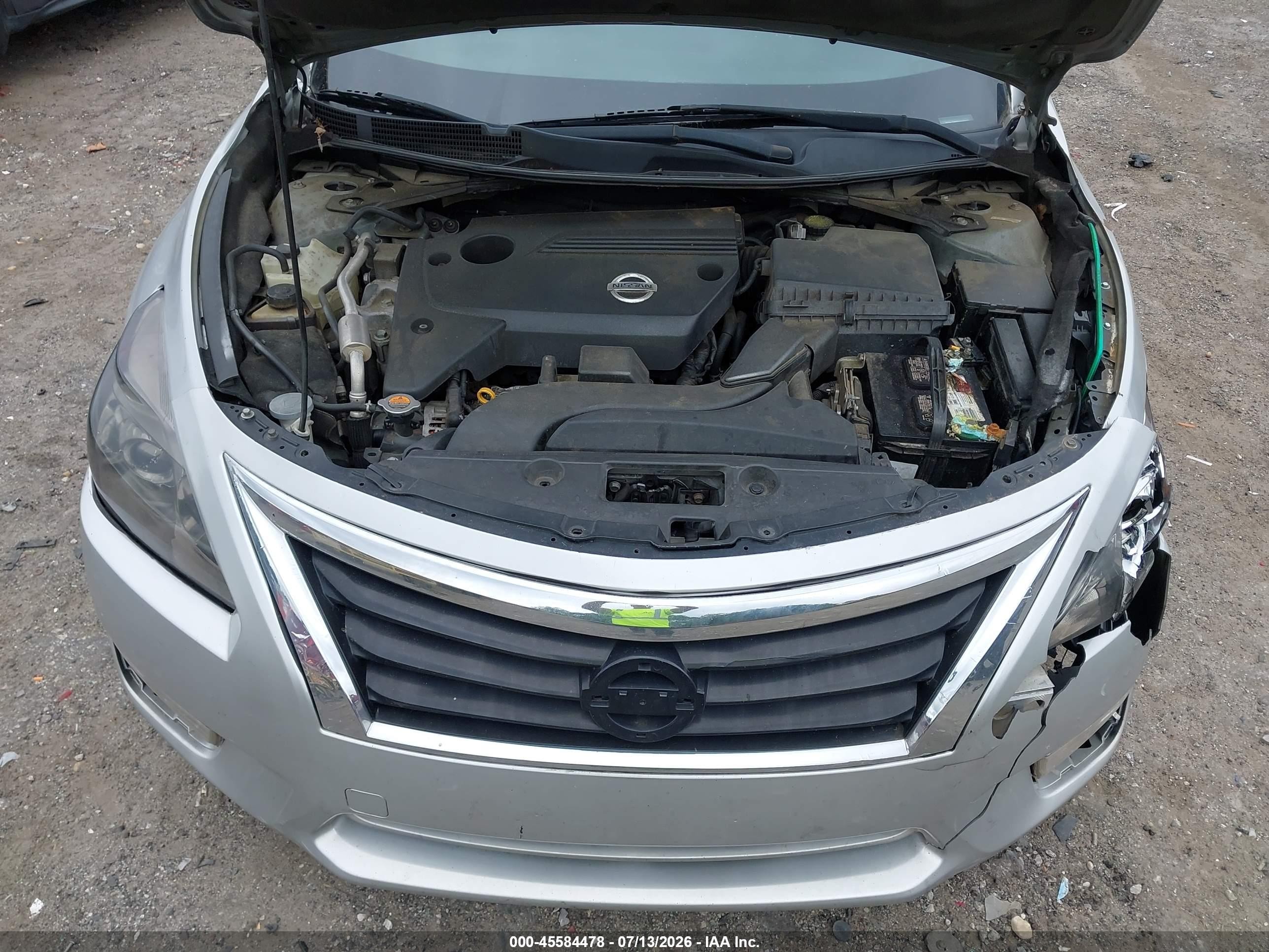 2014 Nissan Altima 2.5 S Серебряный vin: 1N4AL3AP7EN239571