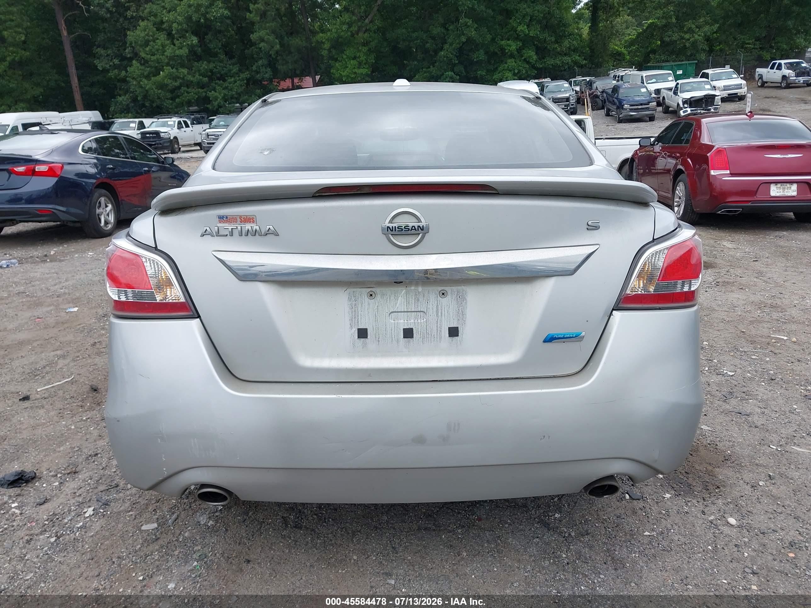 2014 Nissan Altima 2.5 S Серебряный vin: 1N4AL3AP7EN239571