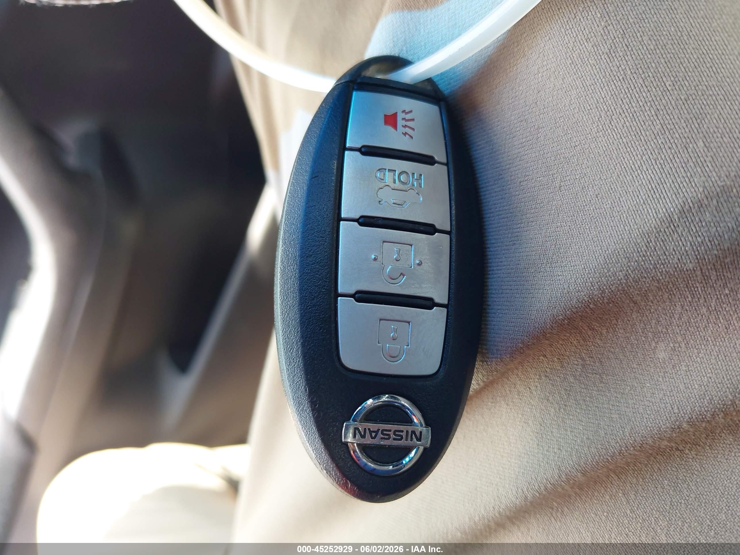 2014 Nissan Altima 2.5 S Red vin: 1N4AL3AP7EN243930