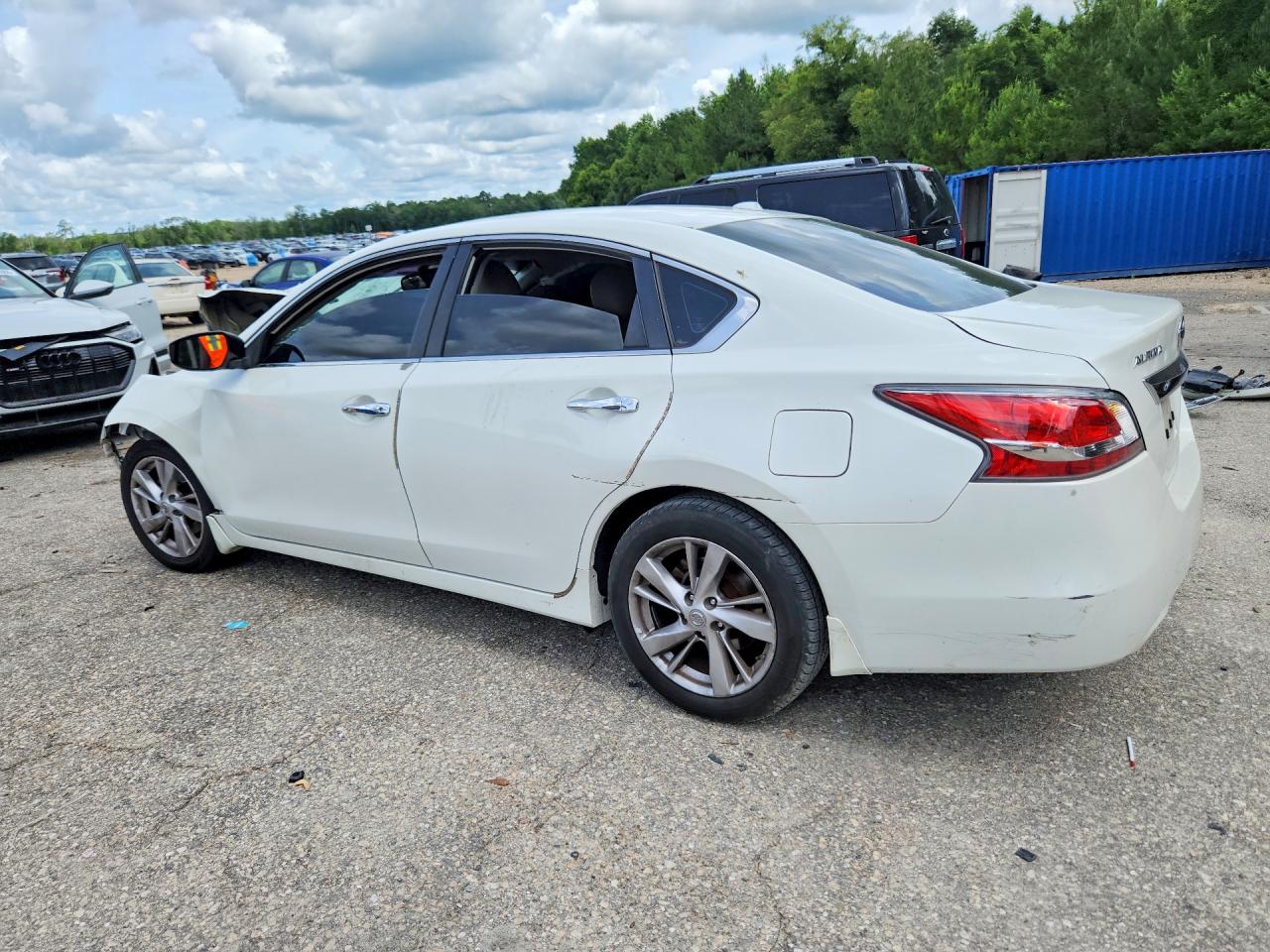 2014 Nissan Altima White vin: 1N4AL3AP7EN253566