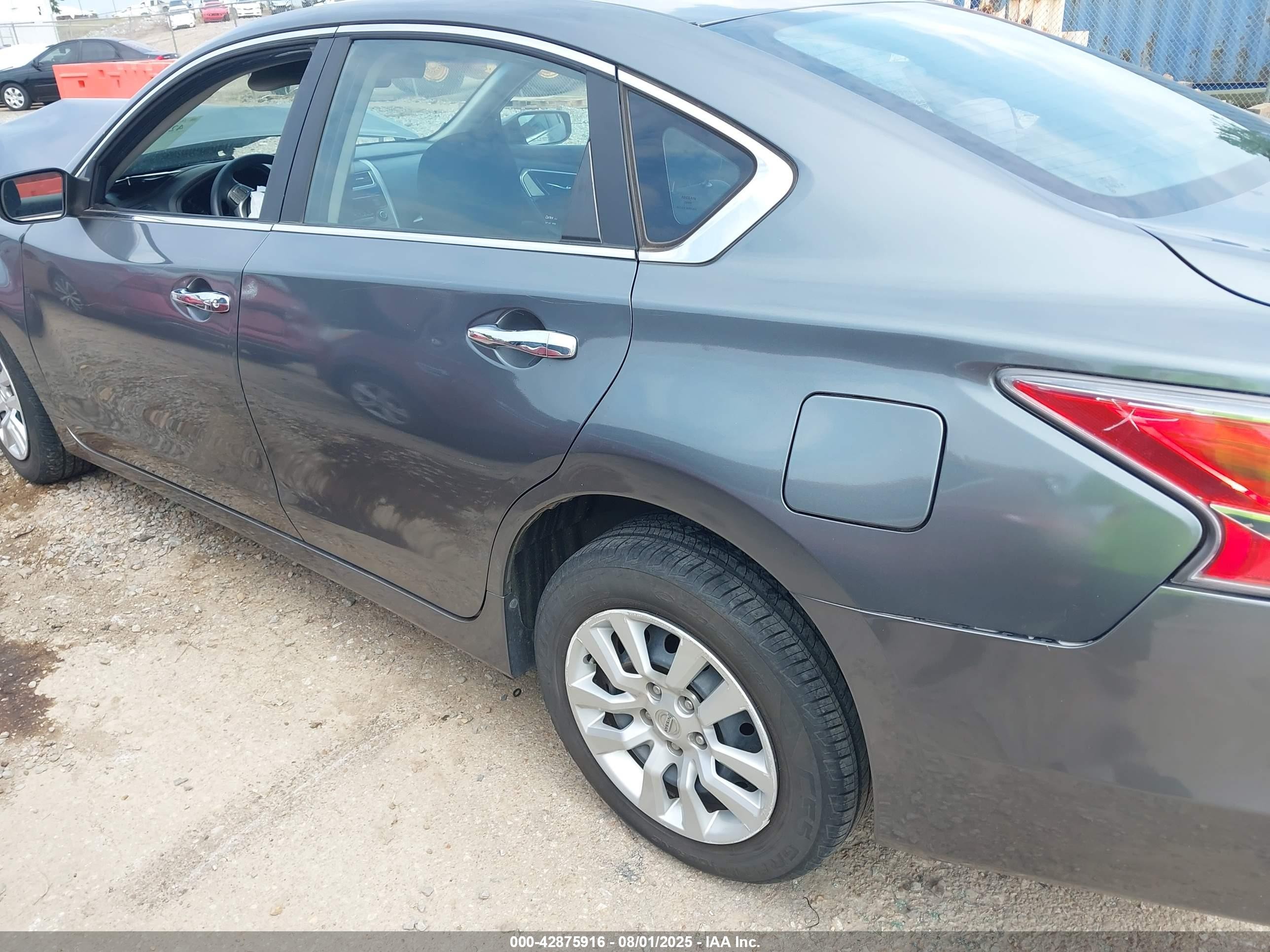 2014 Nissan Altima 2.5 S Gray vin: 1N4AL3AP7EN256998