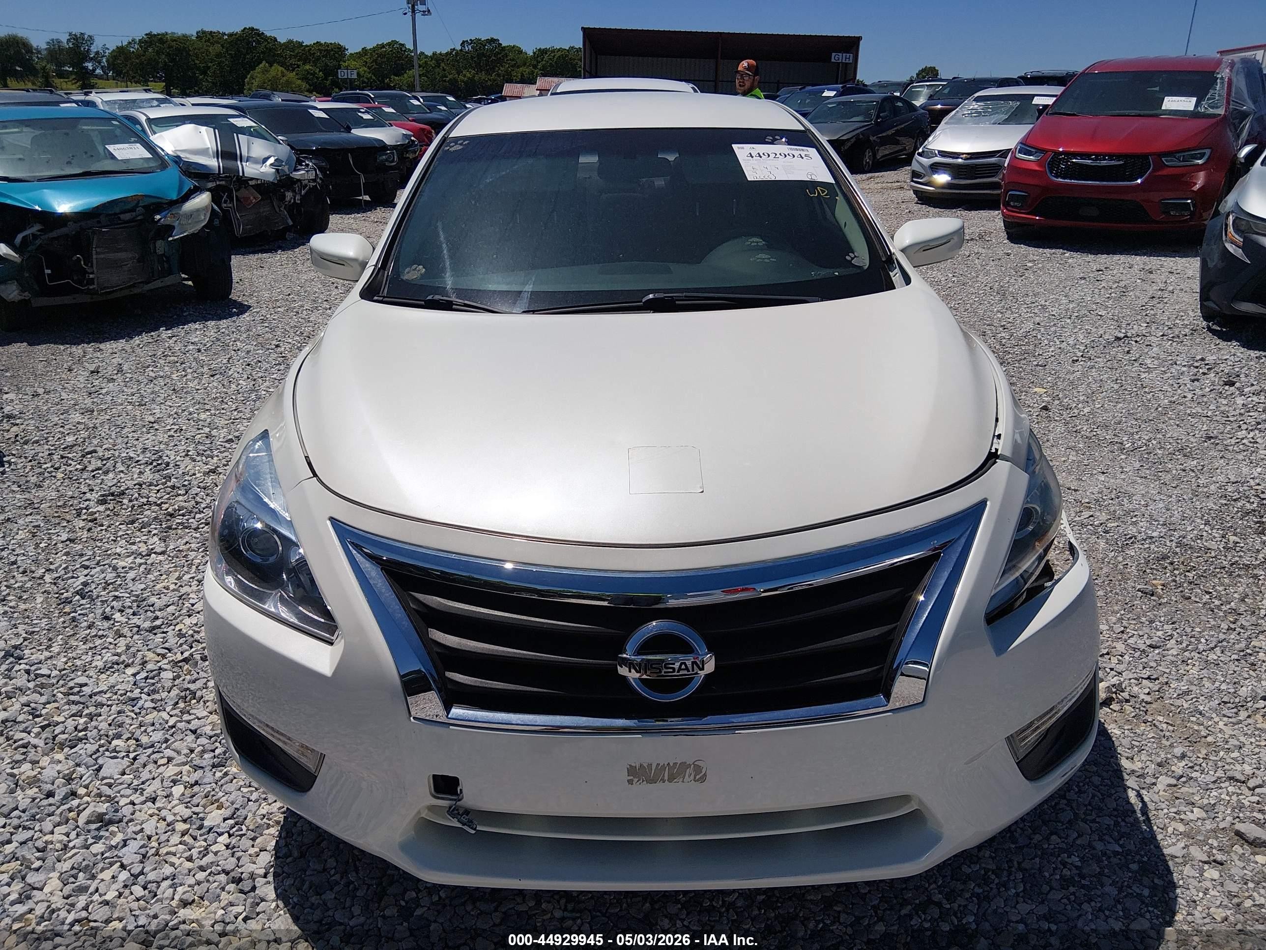 2014 Nissan Altima 2.5/2.5 S/2.5 Sl/2.5 Sv White vin: 1N4AL3AP7EN334731