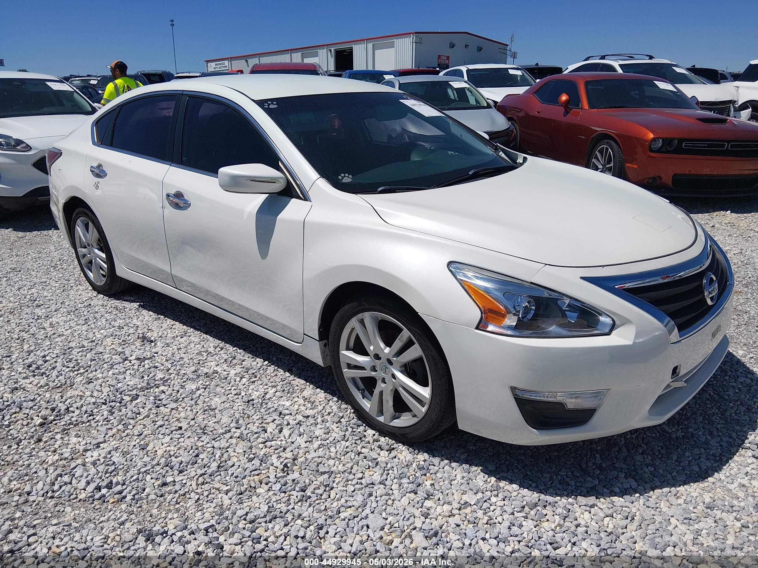 2014 Nissan Altima 2.5/2.5 S/2.5 Sl/2.5 Sv Белый vin: 1N4AL3AP7EN334731