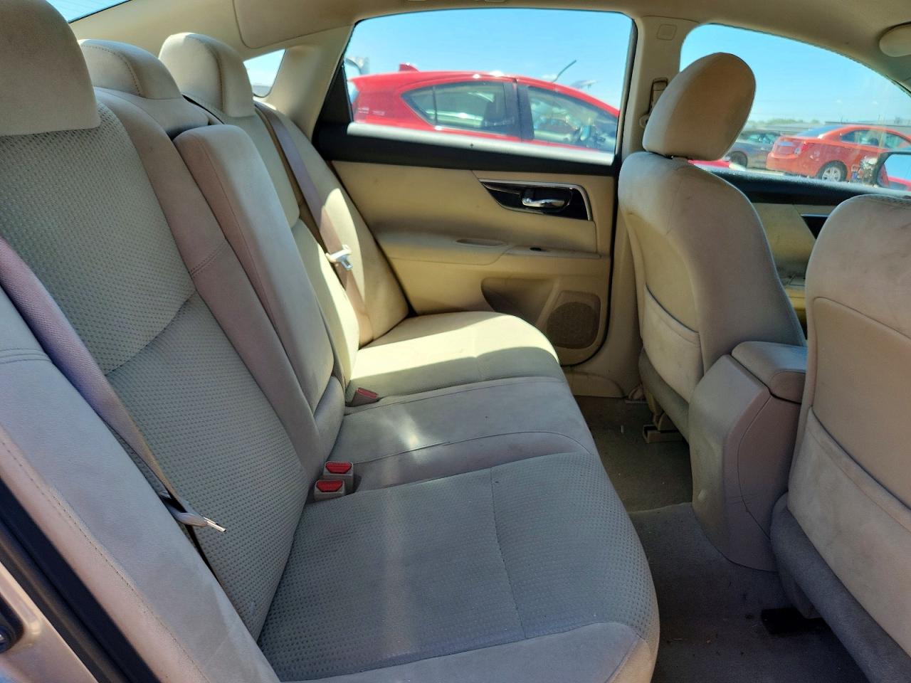 2014 Nissan Altima 2.5 Beige vin: 1N4AL3AP7EN338276