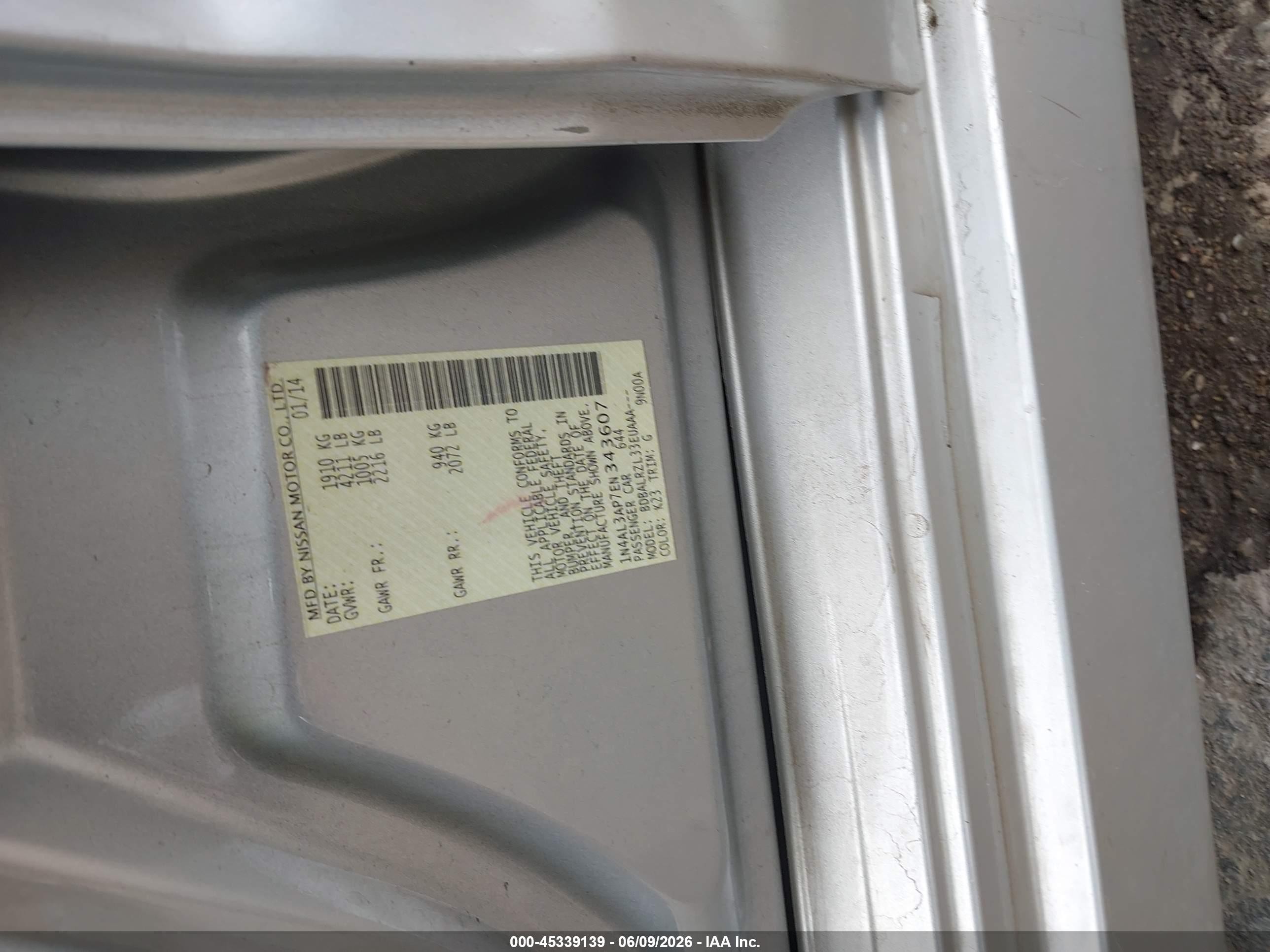 2014 Nissan Altima 2.5 S Silver vin: 1N4AL3AP7EN343607