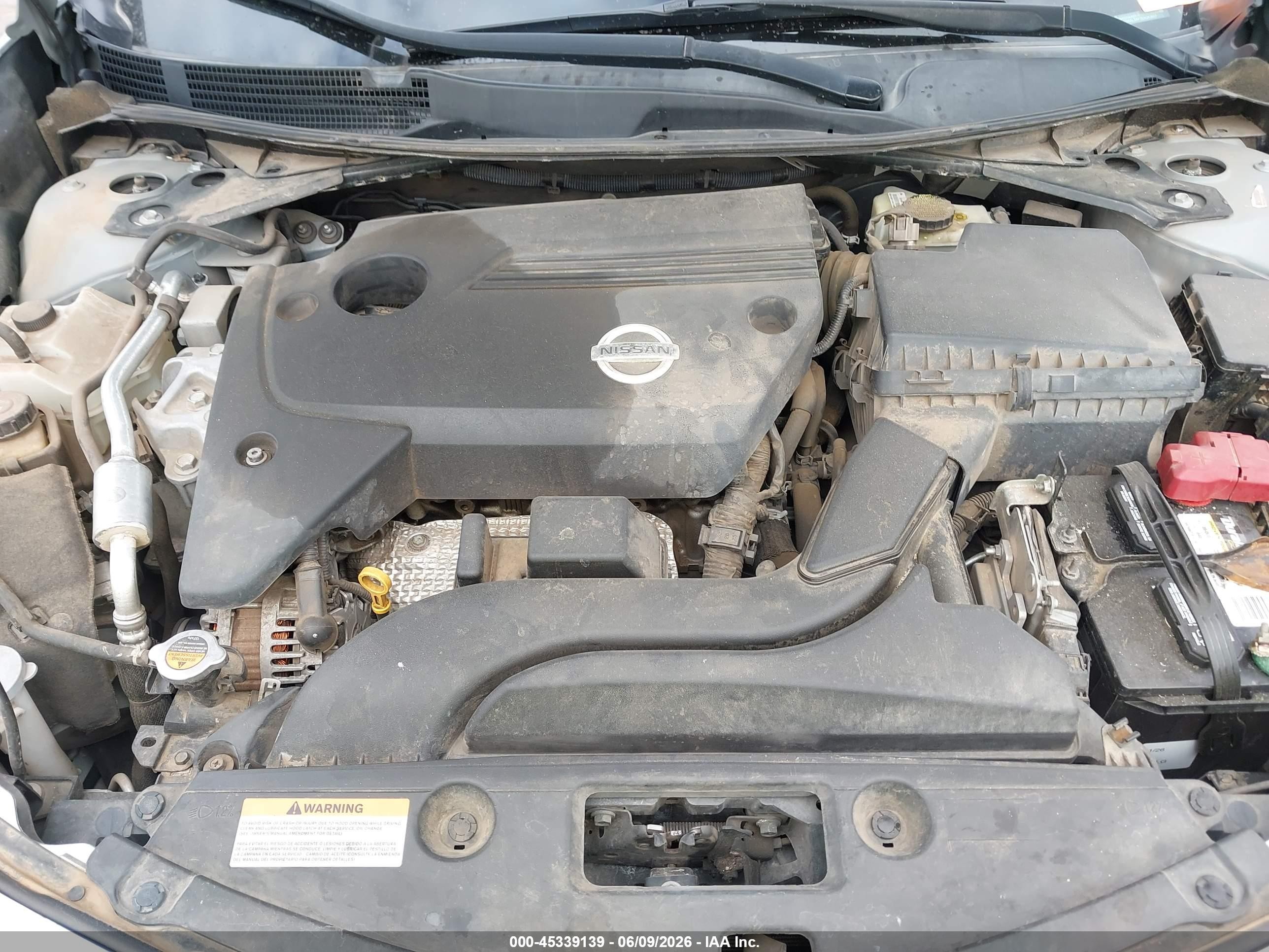 2014 Nissan Altima 2.5 S Silver vin: 1N4AL3AP7EN343607
