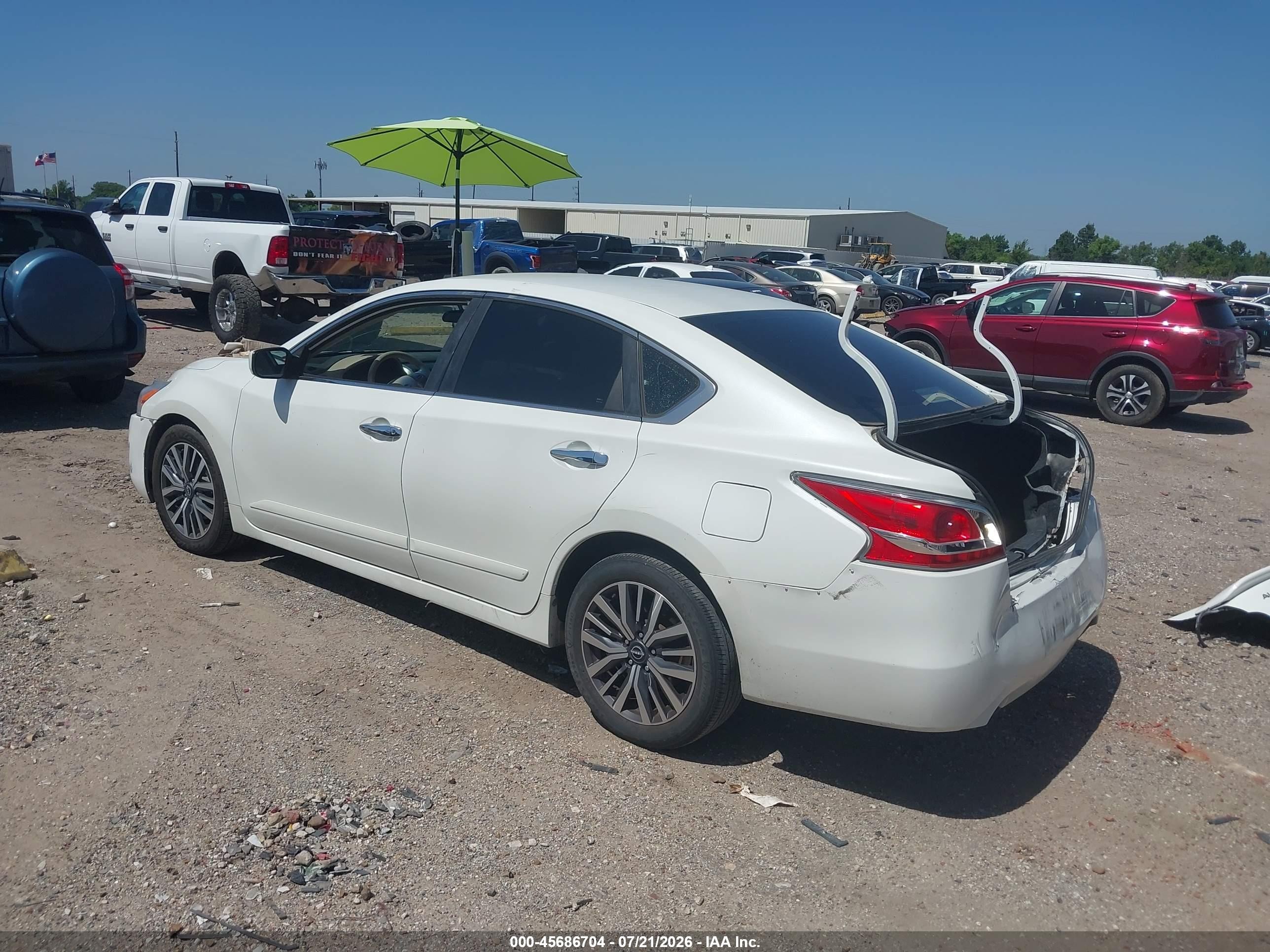 2014 Nissan Altima 2.5 S Белый vin: 1N4AL3AP7EN347012