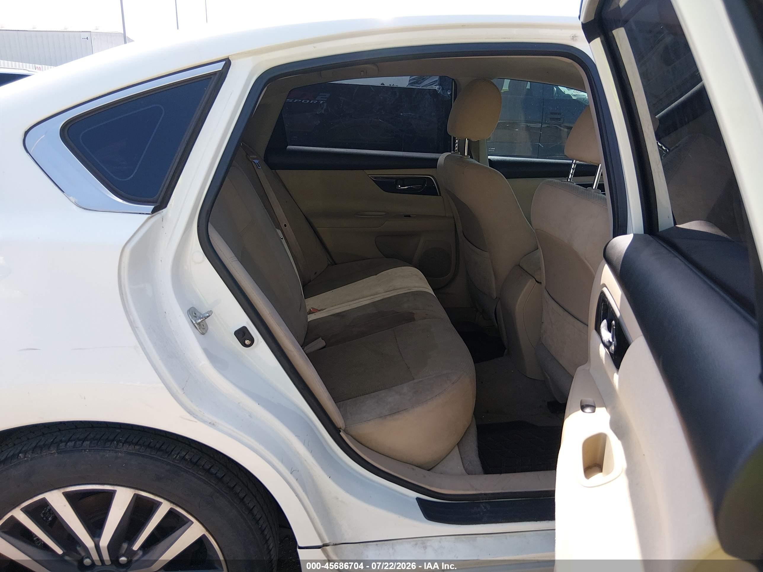 2014 Nissan Altima 2.5 S Белый vin: 1N4AL3AP7EN347012