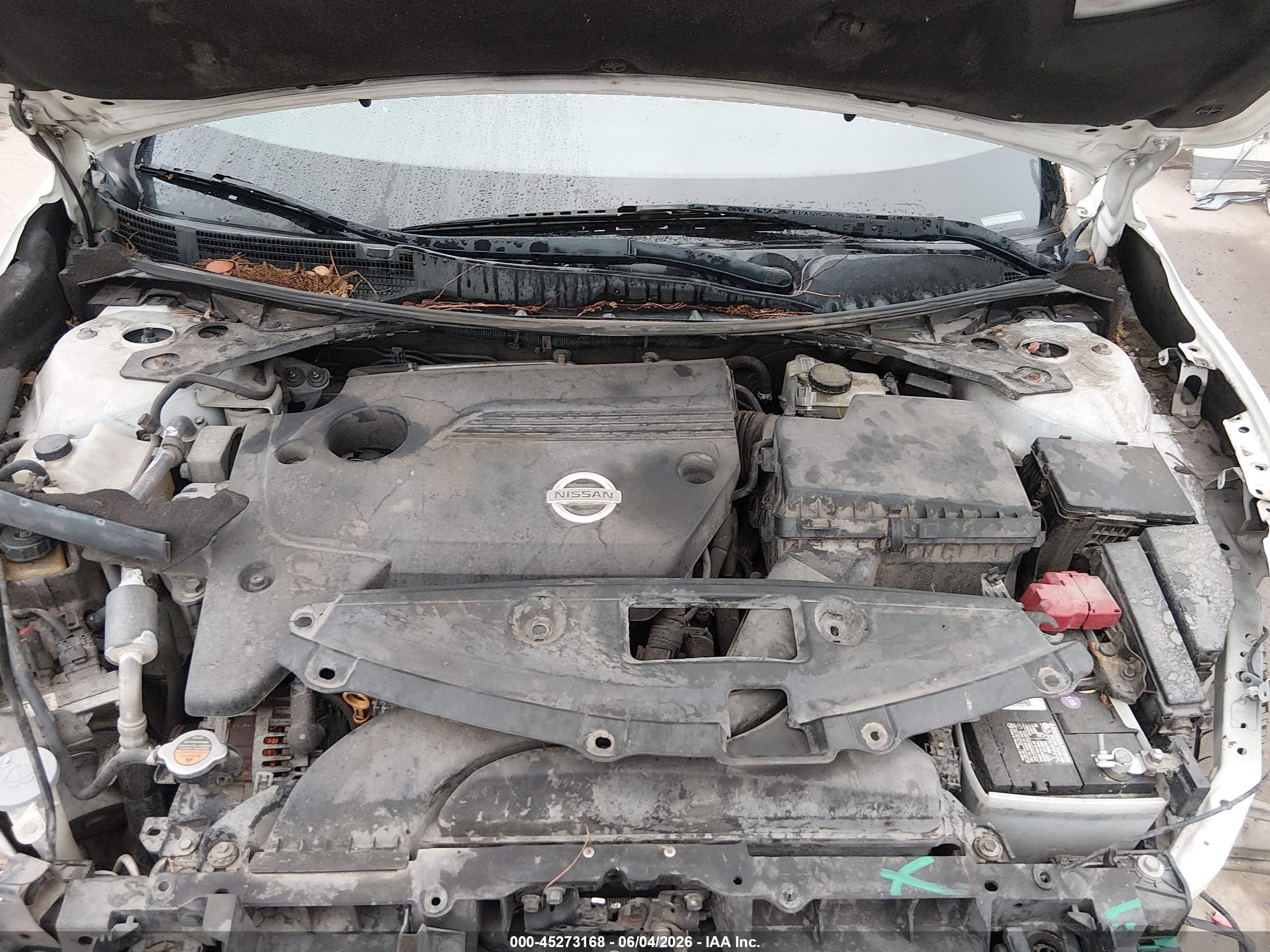 2014 Nissan Altima 2.5 S White vin: 1N4AL3AP7EN355417
