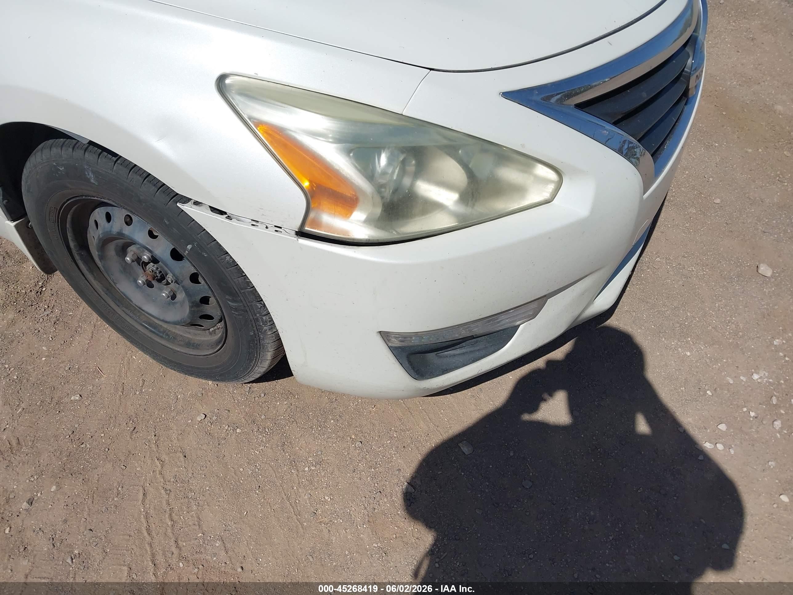 2014 Nissan Altima 2.5 S White vin: 1N4AL3AP7EN357569