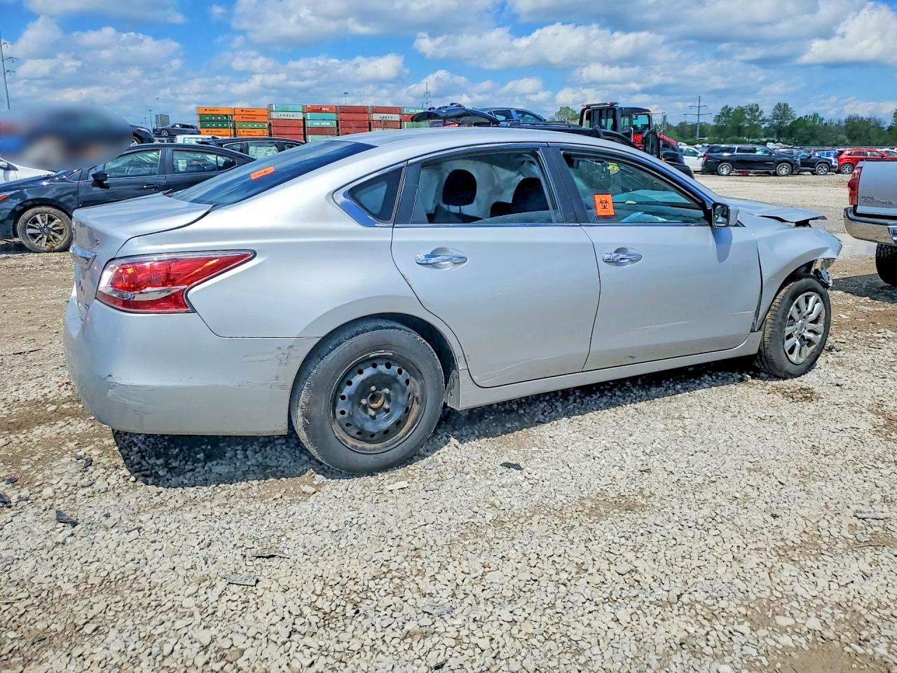 2014 Nissan Altima 2.5 S Silver vin: 1N4AL3AP7EN358821