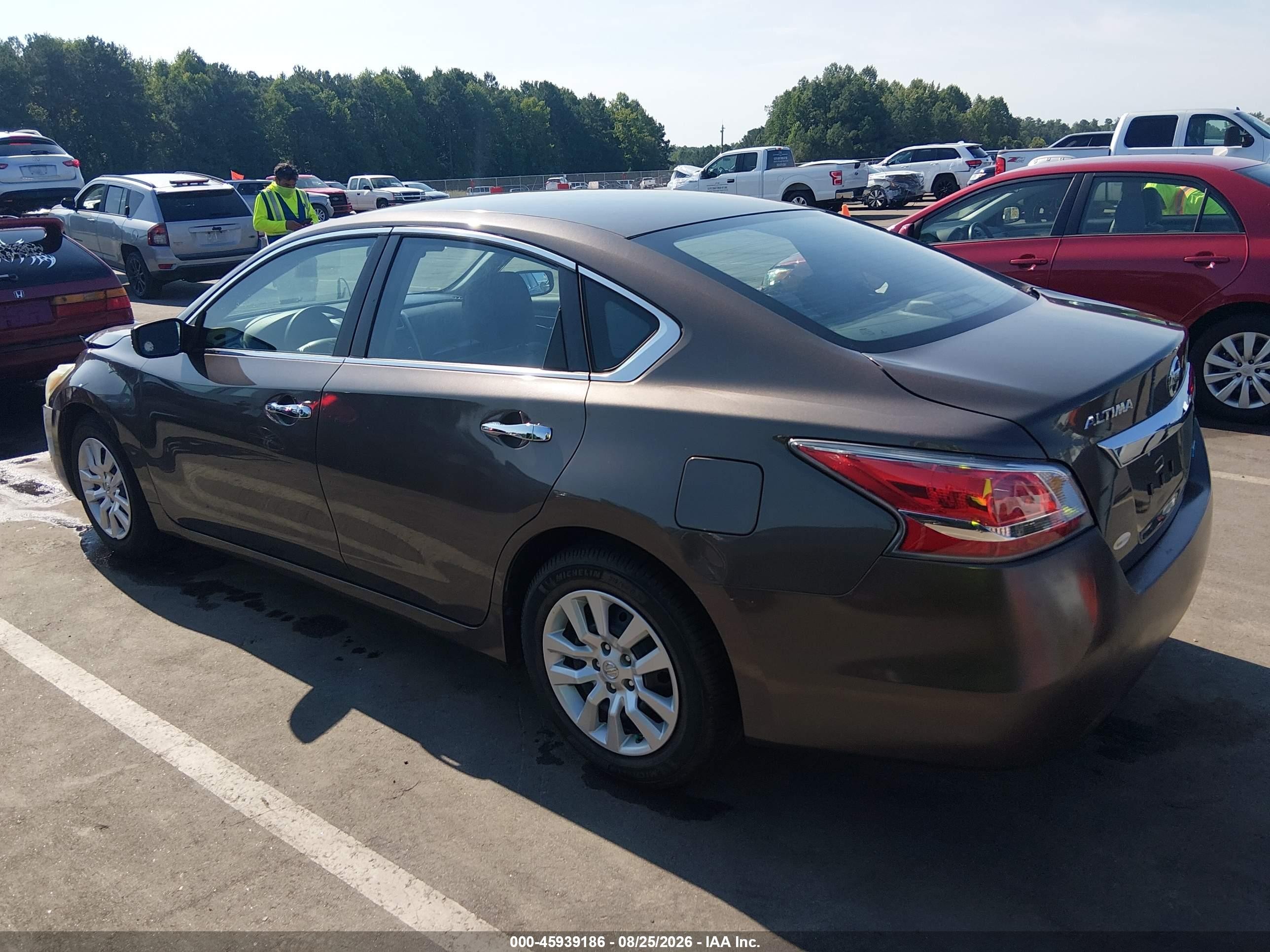2014 Nissan Altima 2.5 S Pewter vin: 1N4AL3AP7EN360312
