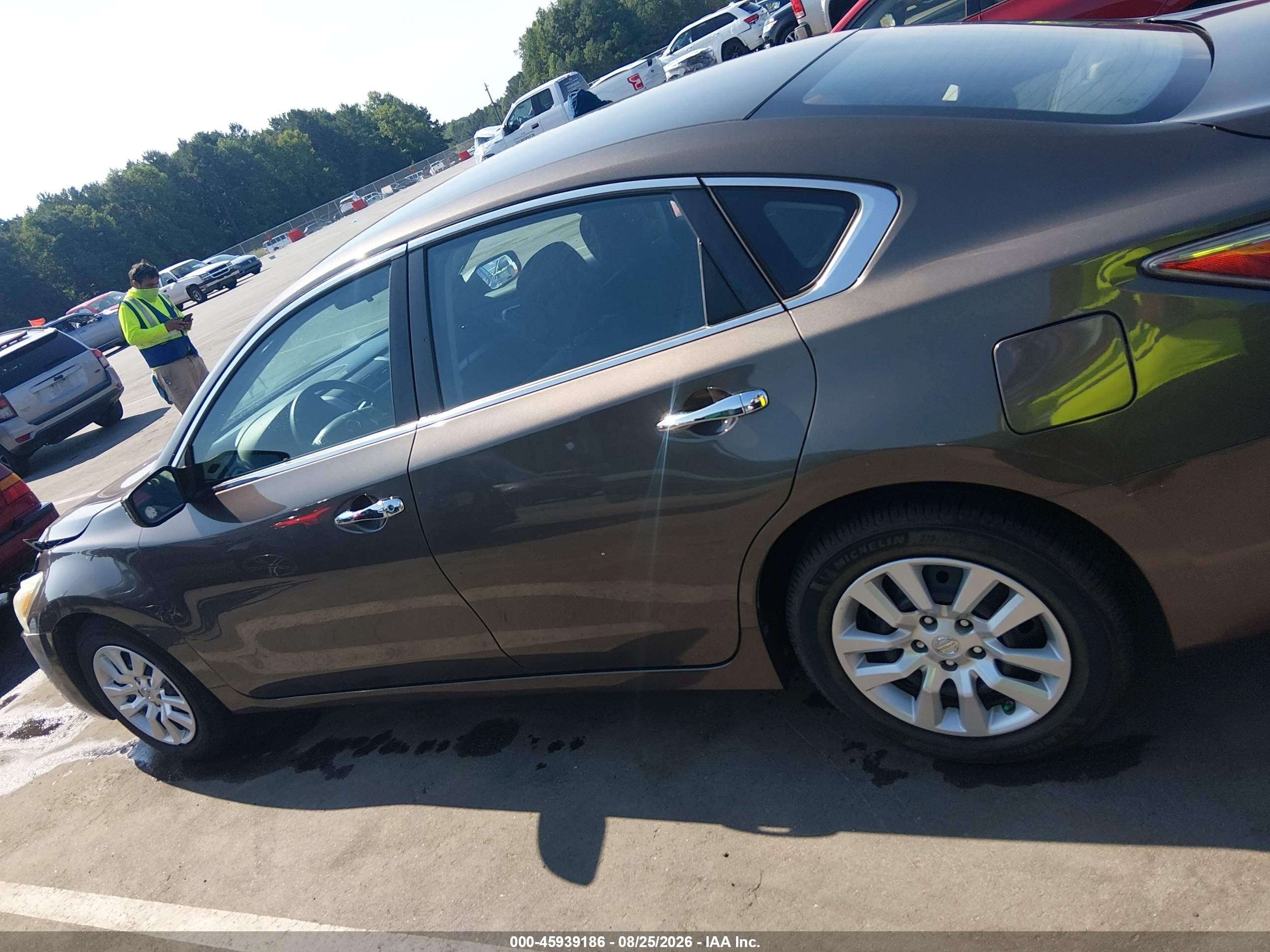 2014 Nissan Altima 2.5 S Pewter vin: 1N4AL3AP7EN360312