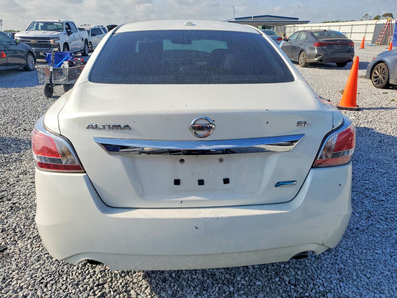 2014 Nissan Altima 2.5 Sl White vin: 1N4AL3AP7EN362853