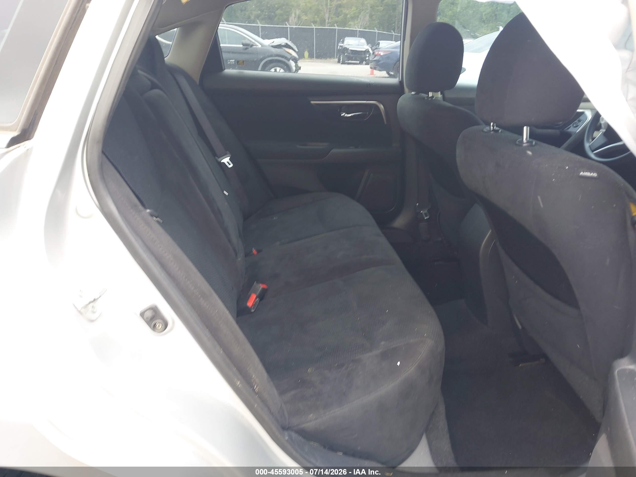 2014 Nissan Altima 2.5/2.5 S/2.5 Sl/2.5 Sv Silver vin: 1N4AL3AP7EN375358