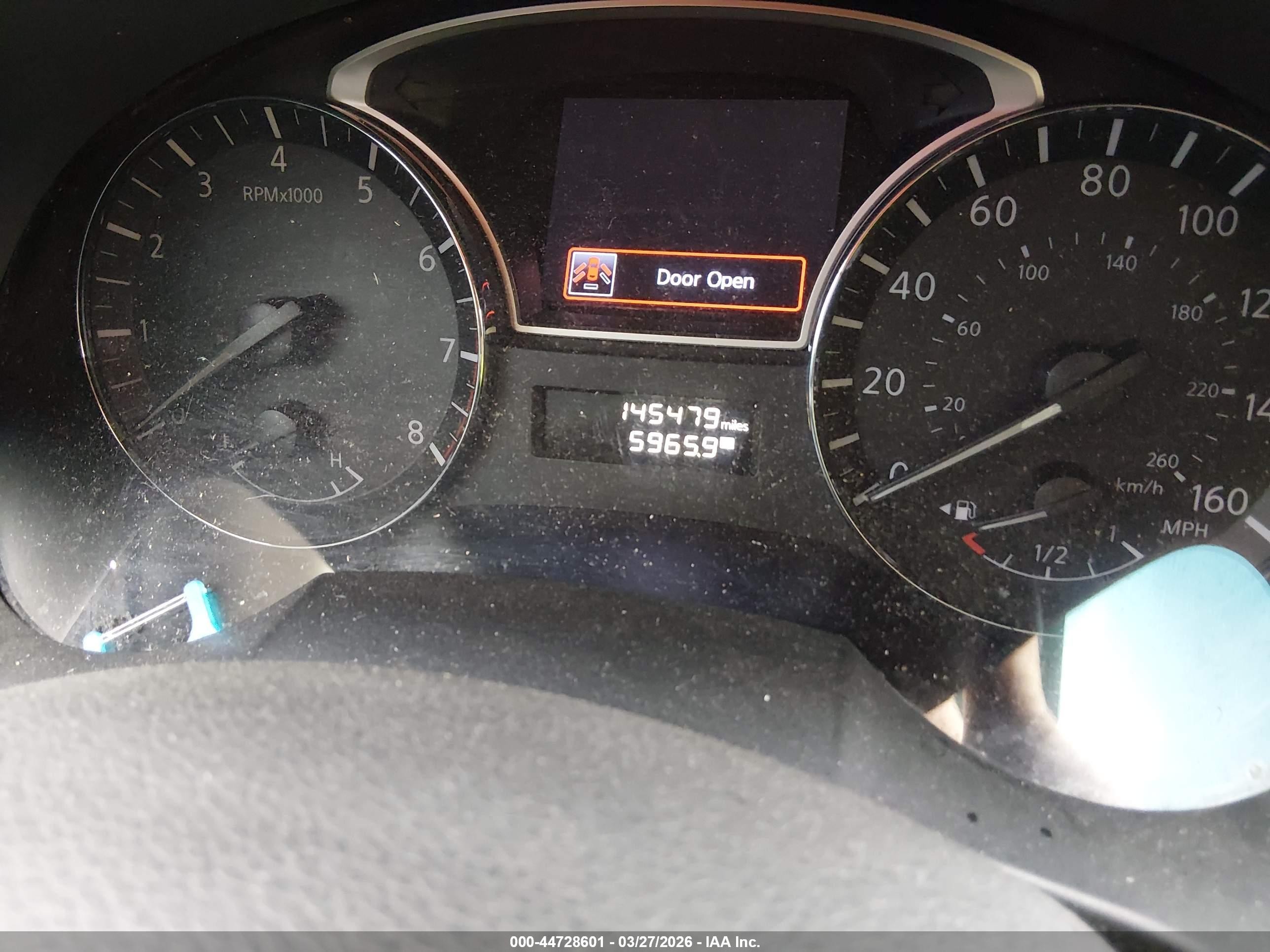 2014 Nissan Altima   Silver vin: 1N4AL3AP7EN383265