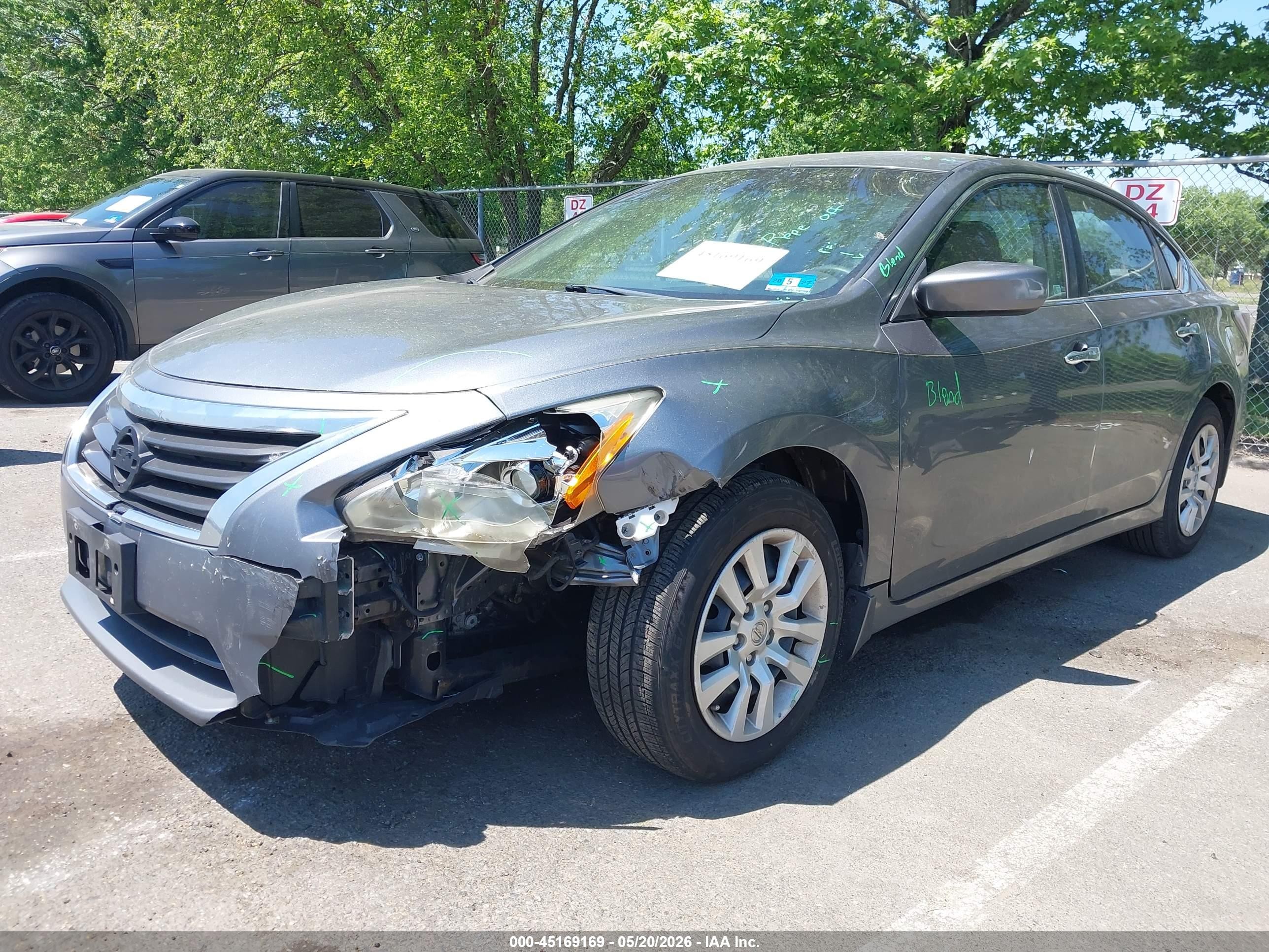 2014 Nissan Altima 2.5 S Gray vin: 1N4AL3AP7EN385176