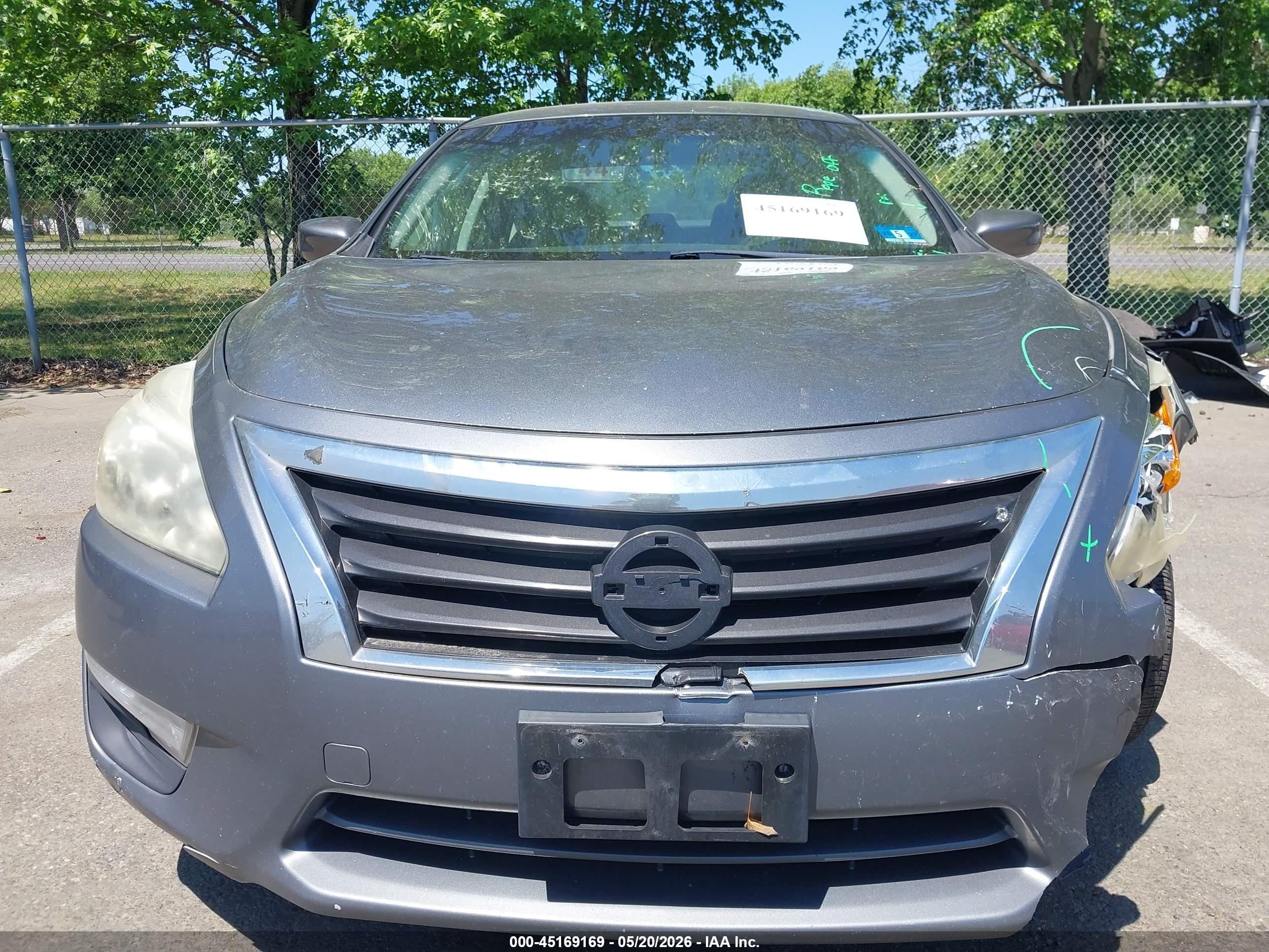 2014 Nissan Altima 2.5 S Gray vin: 1N4AL3AP7EN385176