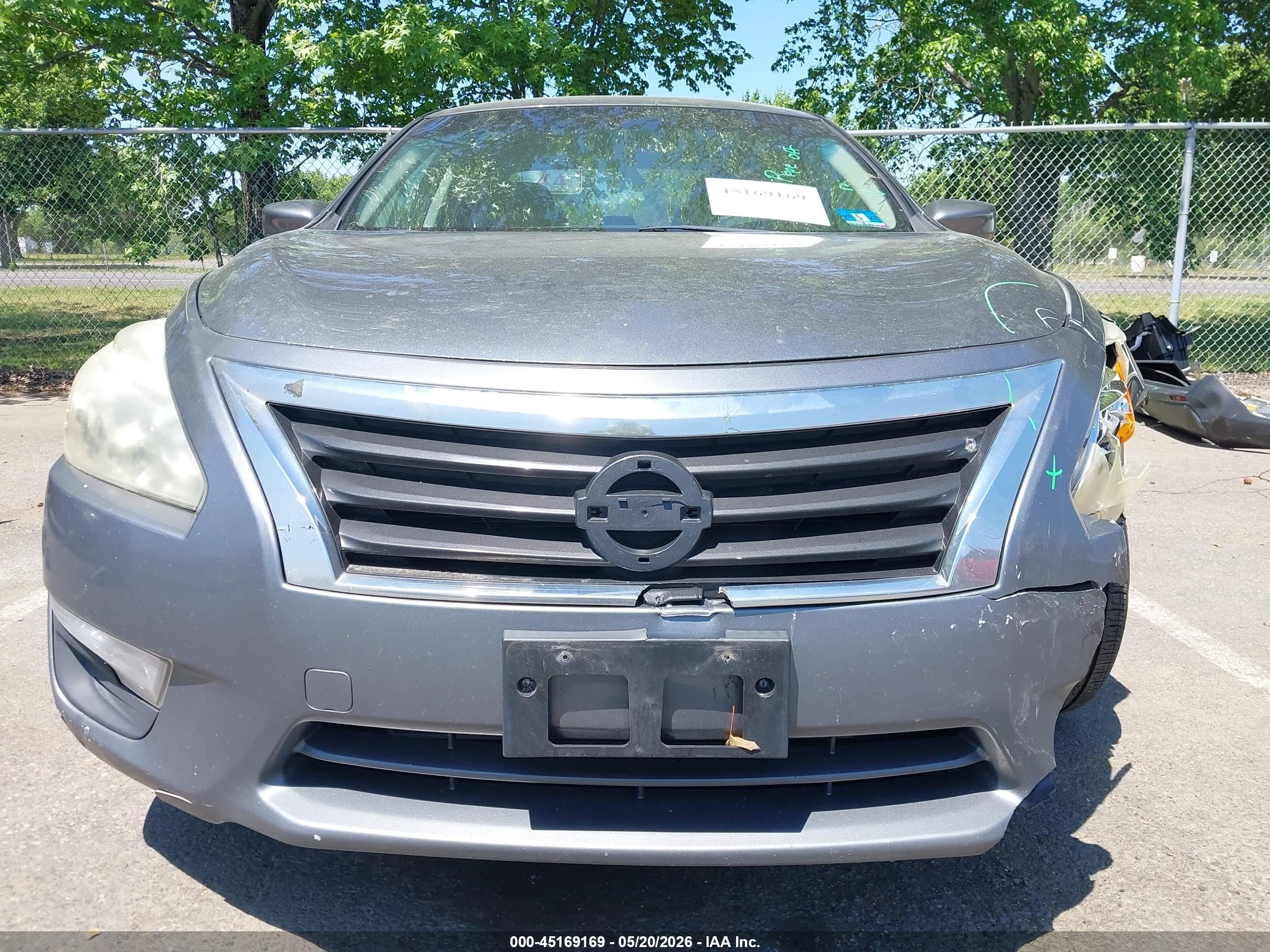 2014 Nissan Altima 2.5 S Gray vin: 1N4AL3AP7EN385176