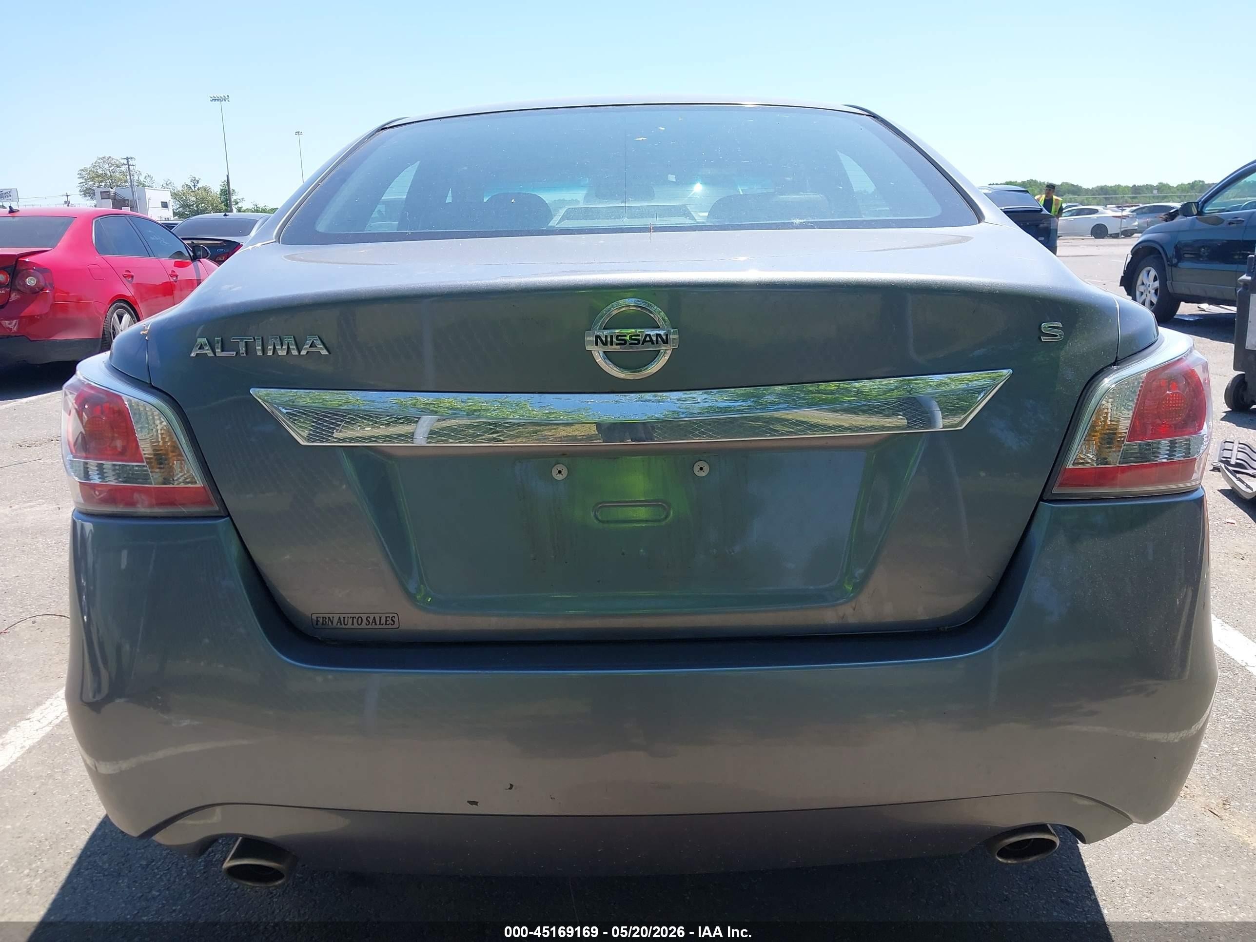 2014 Nissan Altima 2.5 S Gray vin: 1N4AL3AP7EN385176