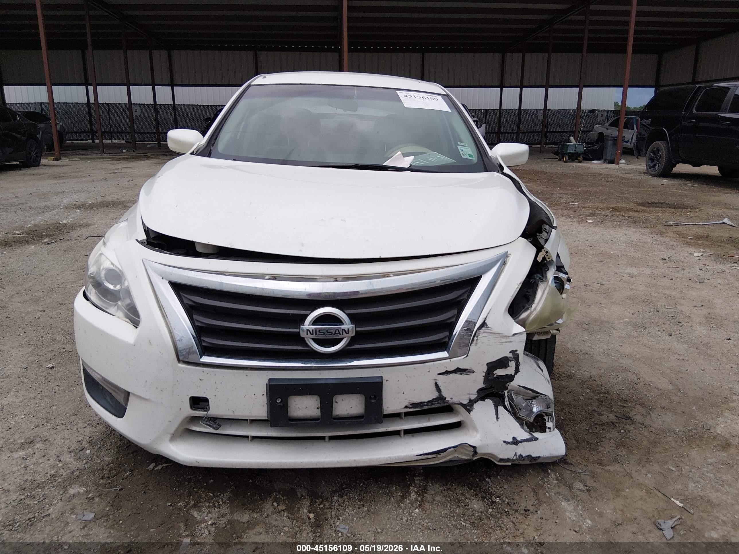2014 Nissan Altima 2.5 S White vin: 1N4AL3AP7EN388823