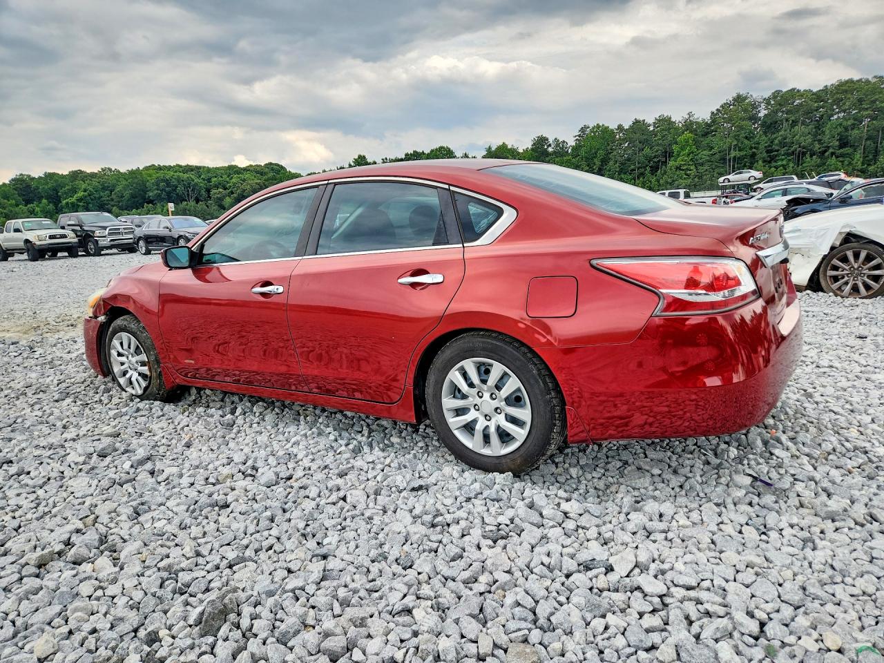 2014 Nissan Altima 2.5 S Red vin: 1N4AL3AP7EN388966