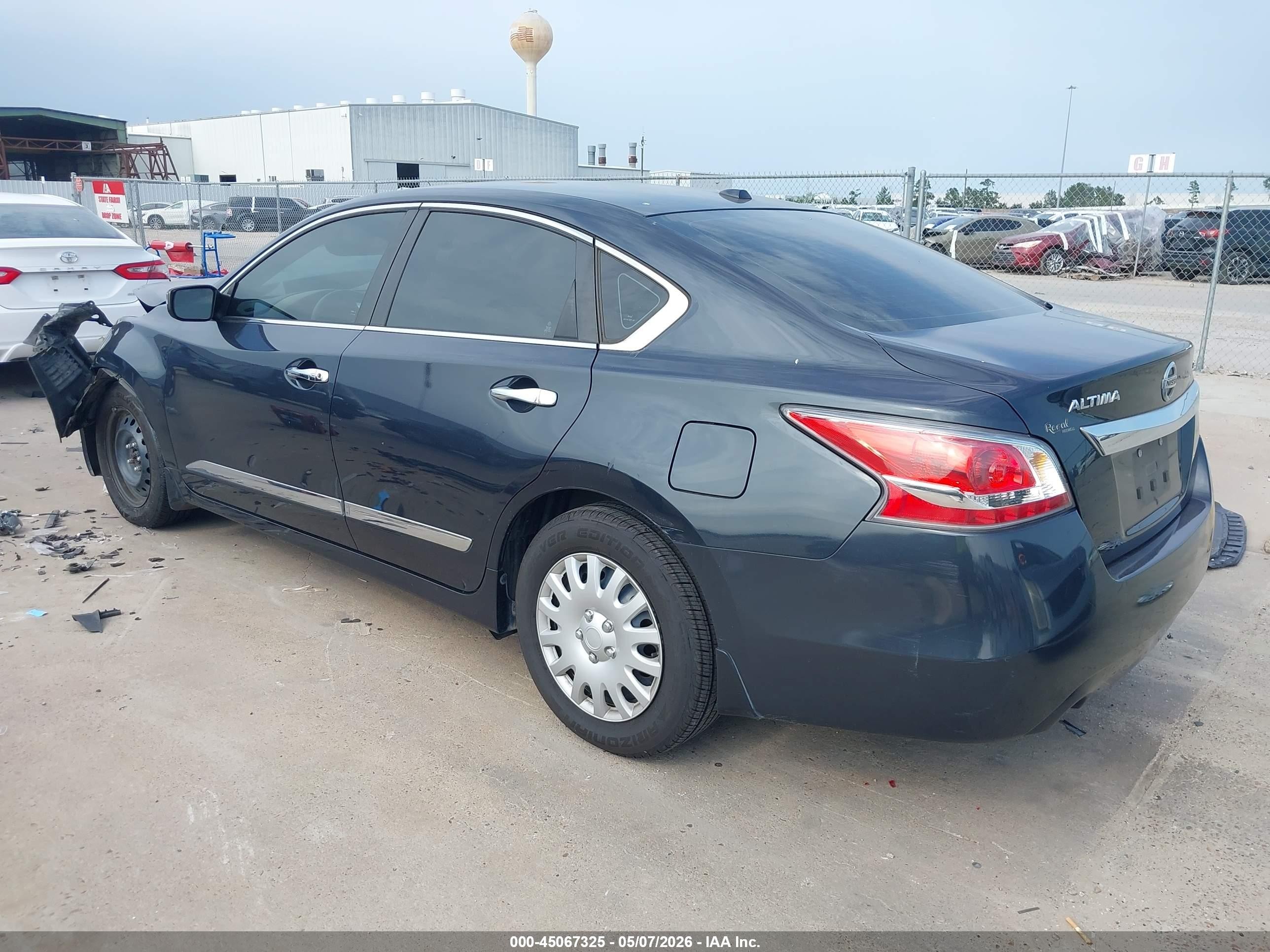 2015 Nissan Altima 2.5 S Gray vin: 1N4AL3AP7FC103776