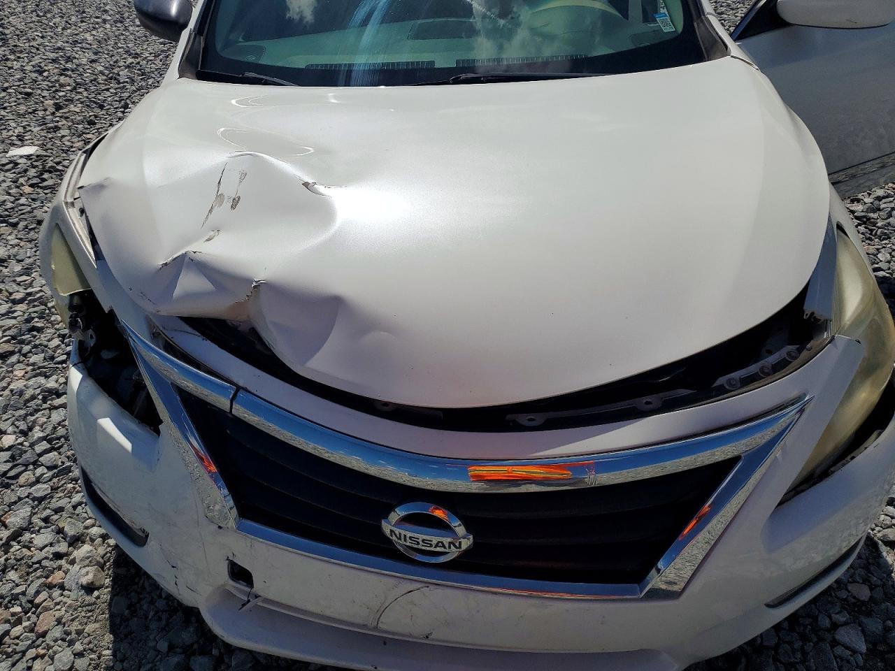 2015 Nissan Altima 2.5 S Белый vin: 1N4AL3AP7FC106791