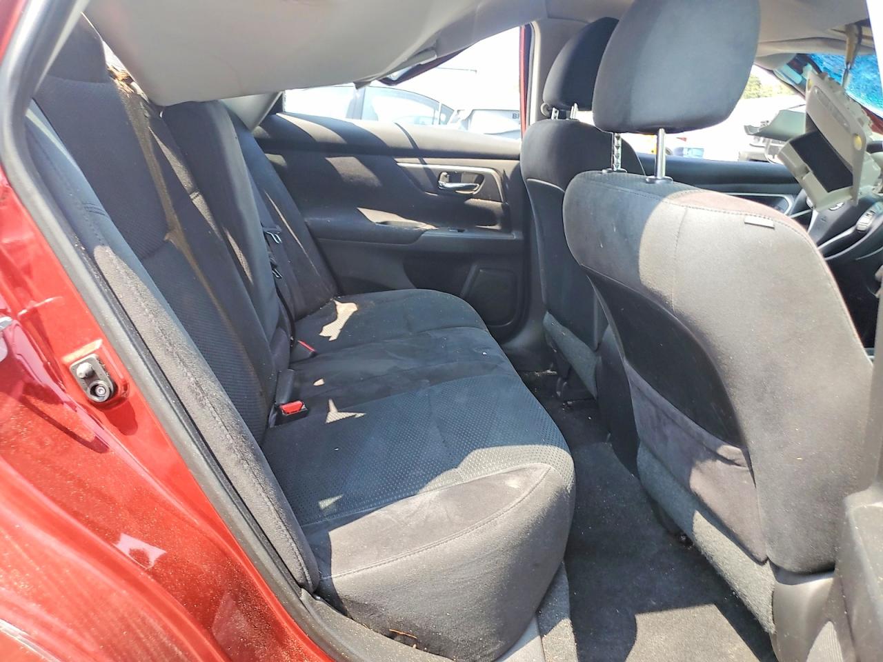 2015 Nissan Altima 2.5 S Красный vin: 1N4AL3AP7FC107407