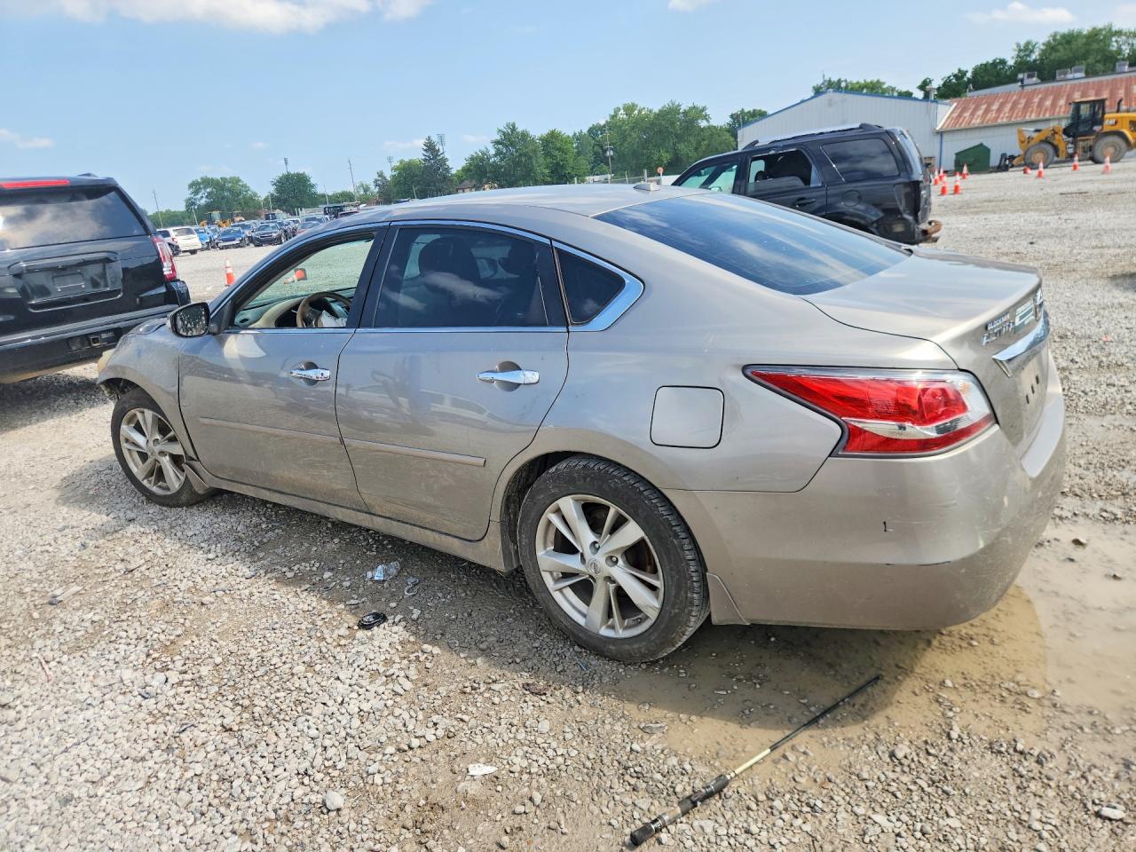 2015 Nissan Altima 2.5 Sv Silver vin: 1N4AL3AP7FC107715