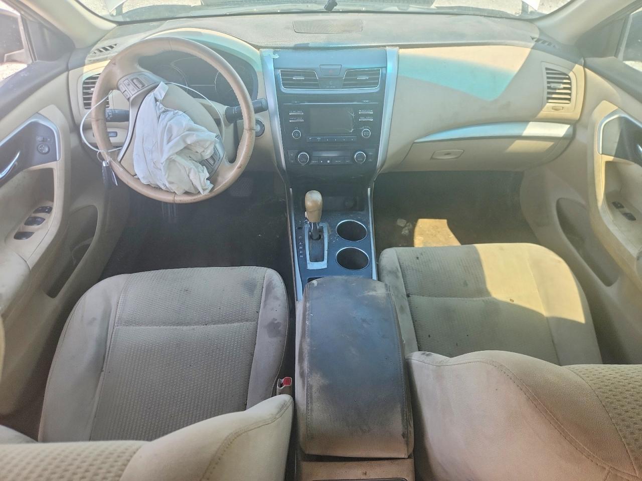 2015 Nissan Altima 2.5 Sv Silver vin: 1N4AL3AP7FC107715