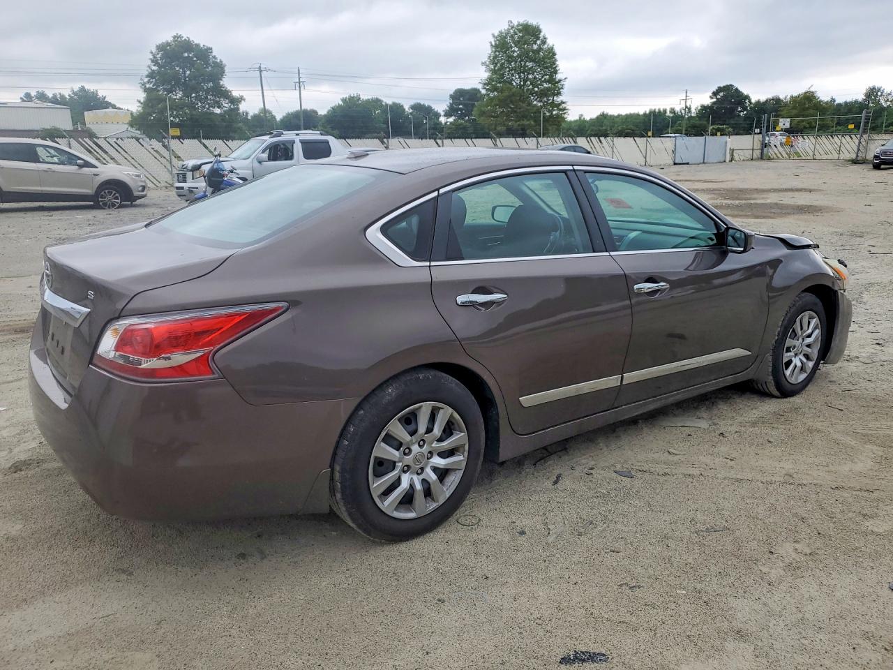 2015 Nissan Altima 2.5 S Brown vin: 1N4AL3AP7FC119735