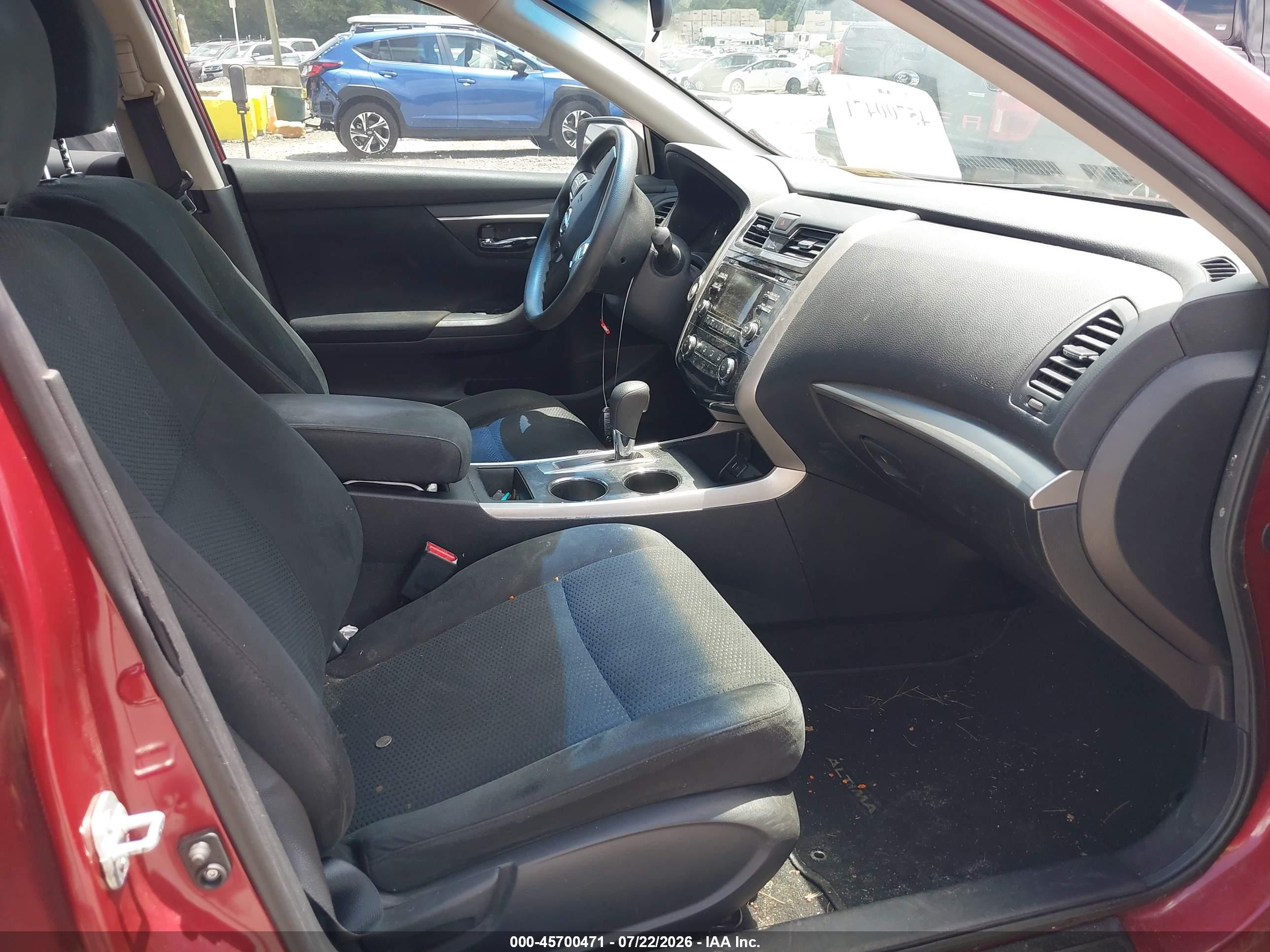 2015 Nissan Altima 2.5 S Red vin: 1N4AL3AP7FC124918