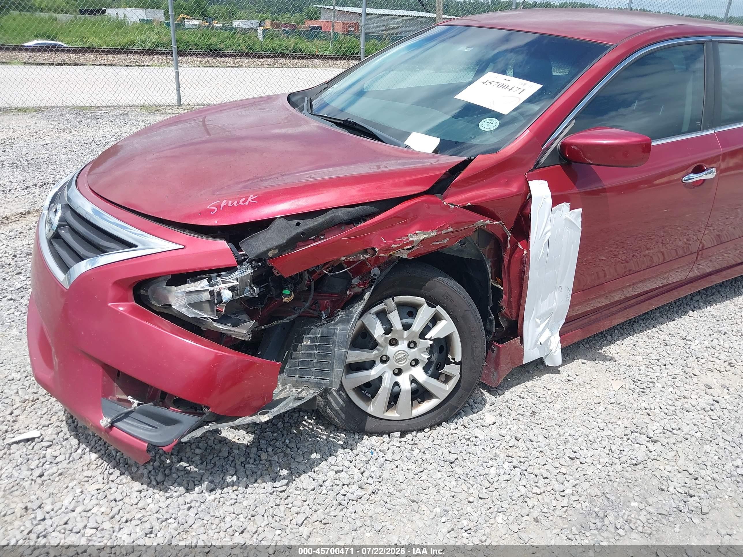 2015 Nissan Altima 2.5 S Red vin: 1N4AL3AP7FC124918