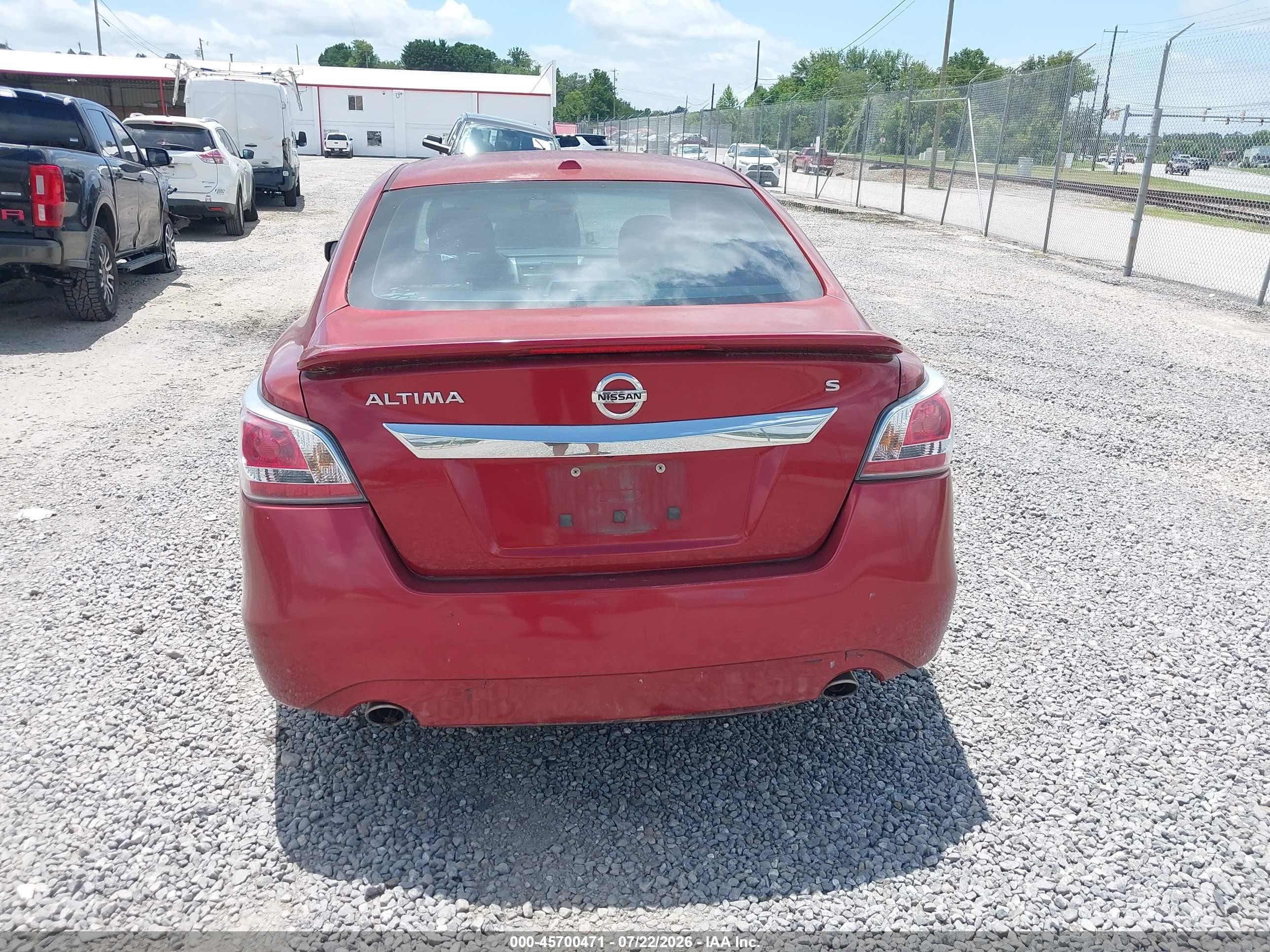 2015 Nissan Altima 2.5 S Red vin: 1N4AL3AP7FC124918
