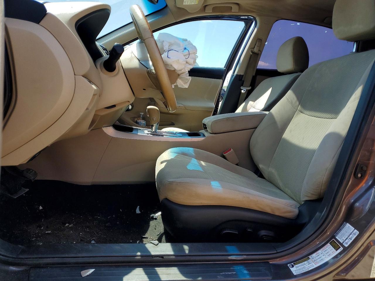 2015 Nissan Altima 2.5 Sv Коричневый vin: 1N4AL3AP7FC136552