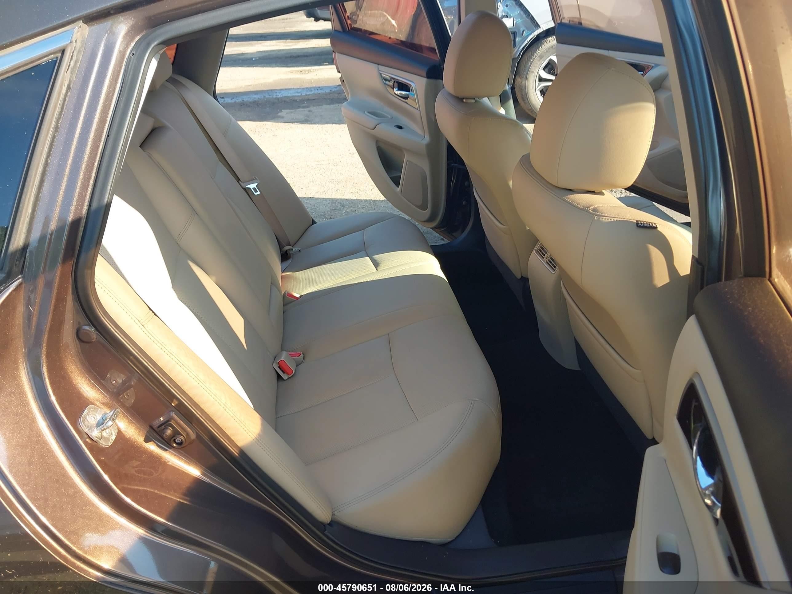 2015 Nissan Altima 2.5/2.5 S/2.5 Sl/2.5 Sv Коричневый vin: 1N4AL3AP7FC144456