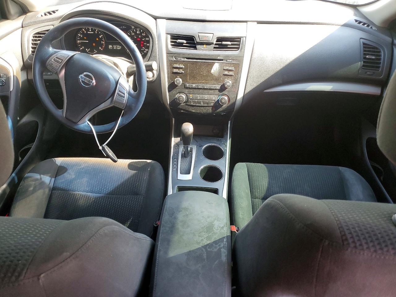 2015 Nissan Altima 2.5 S Серебряный vin: 1N4AL3AP7FC145056