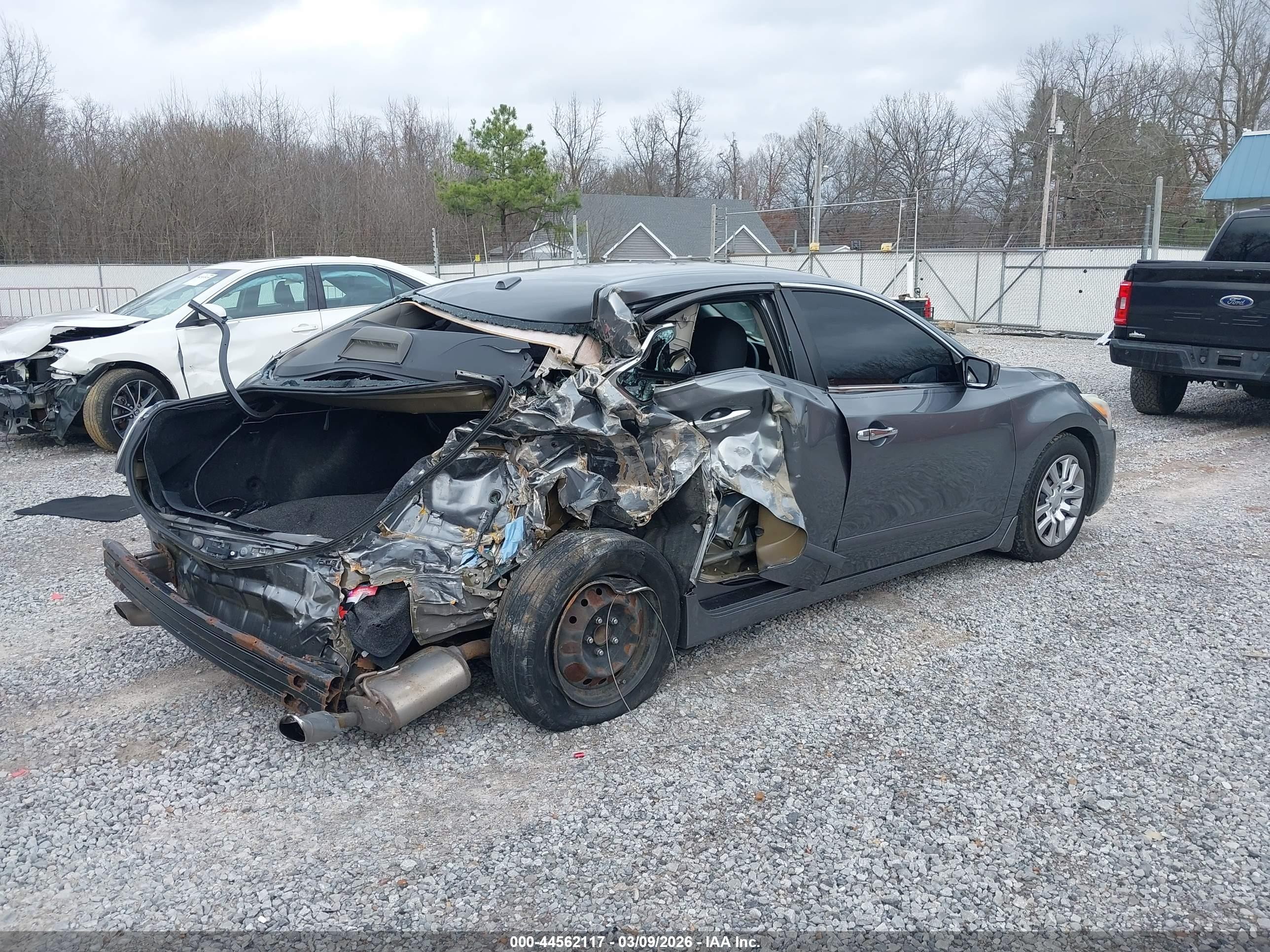 2015 Nissan Altima 2.5 S Silver vin: 1N4AL3AP7FC153397