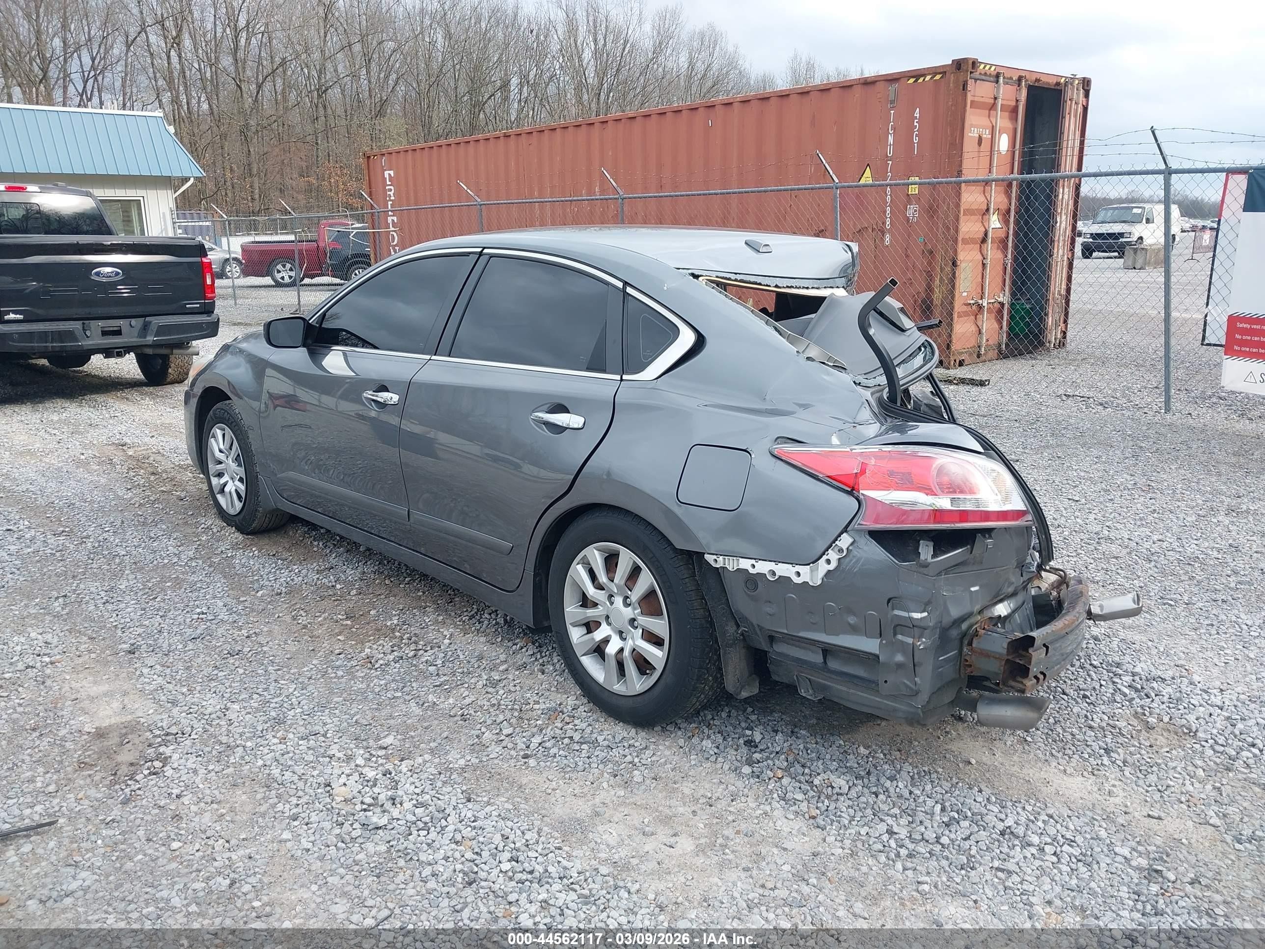 2015 Nissan Altima 2.5 S Silver vin: 1N4AL3AP7FC153397