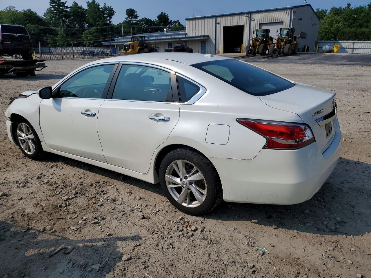 2015 Nissan Altima 2.5 Sv White vin: 1N4AL3AP7FC156395