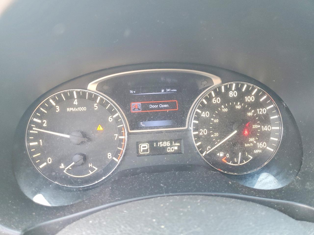 2015 Nissan Altima 2.5 Sv White vin: 1N4AL3AP7FC156395