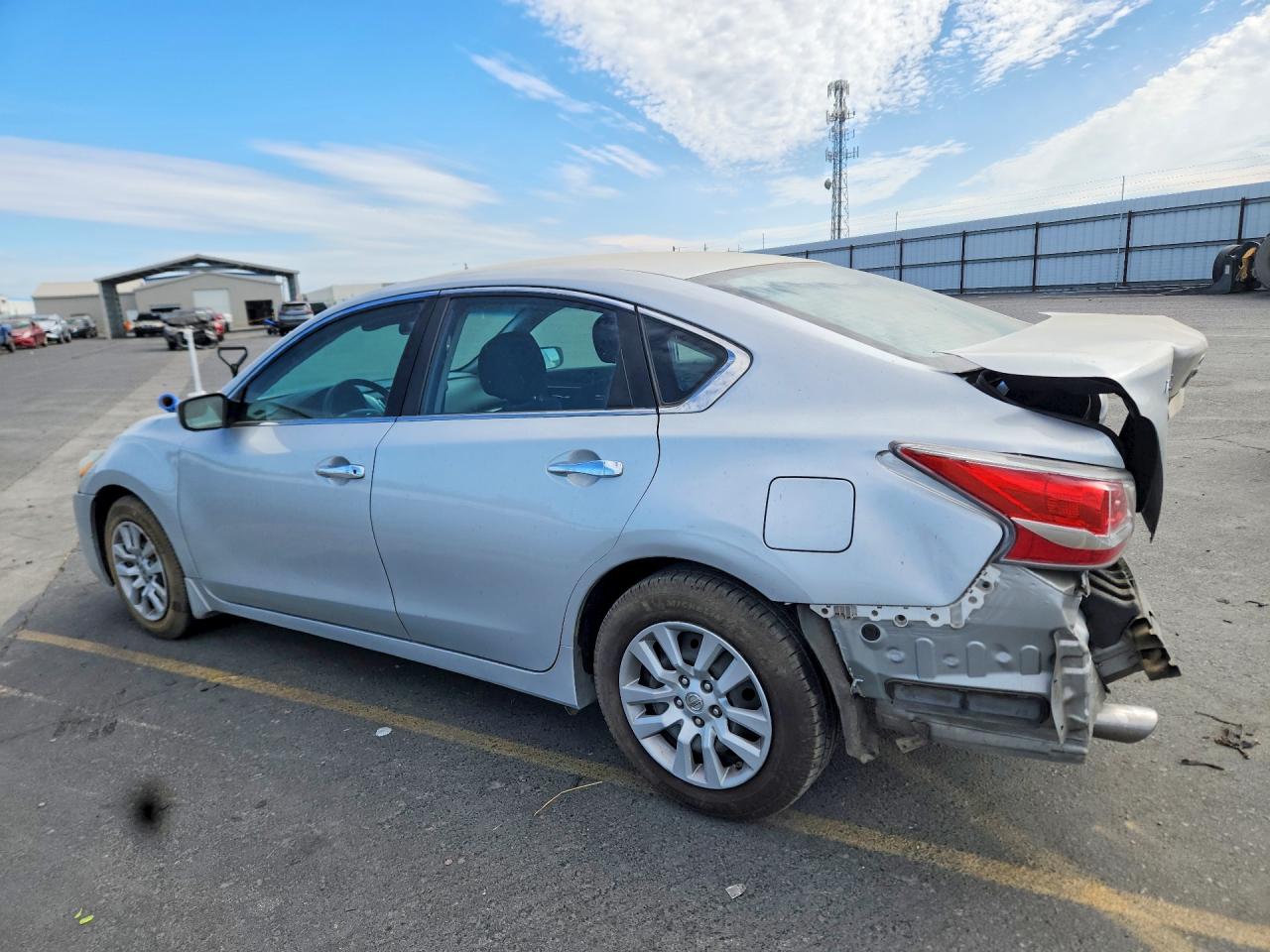 2015 Nissan Altima 2.5 S Silver vin: 1N4AL3AP7FC164352