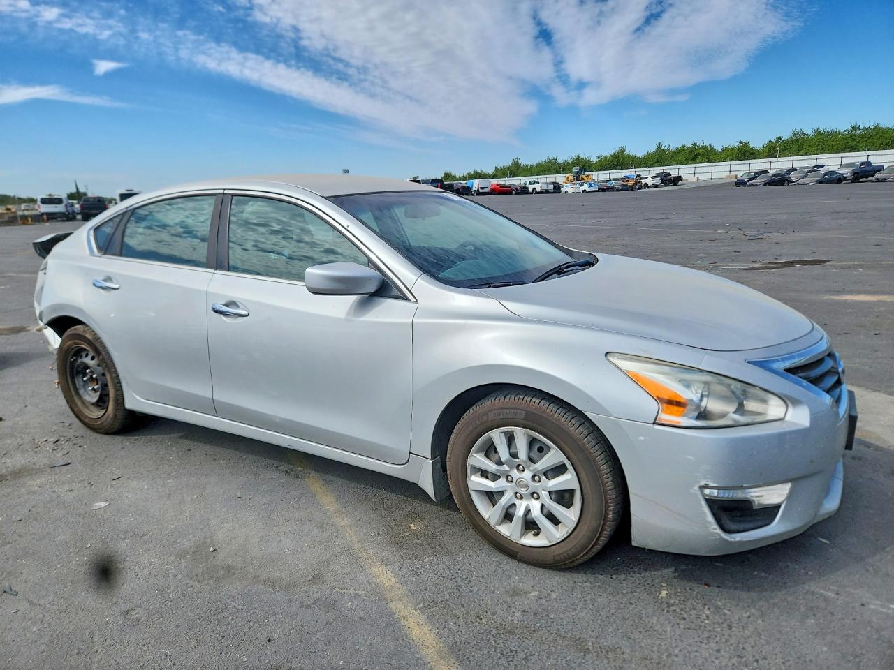 2015 Nissan Altima 2.5 S Silver vin: 1N4AL3AP7FC164352