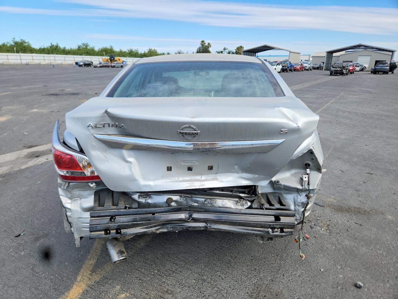 2015 Nissan Altima 2.5 S Silver vin: 1N4AL3AP7FC164352