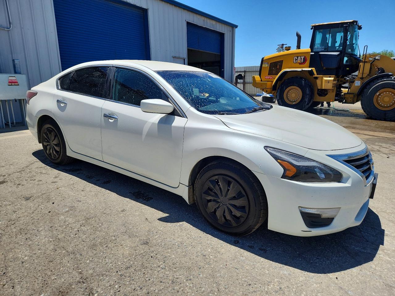 2015 Nissan Altima 2.5 S White vin: 1N4AL3AP7FC197464