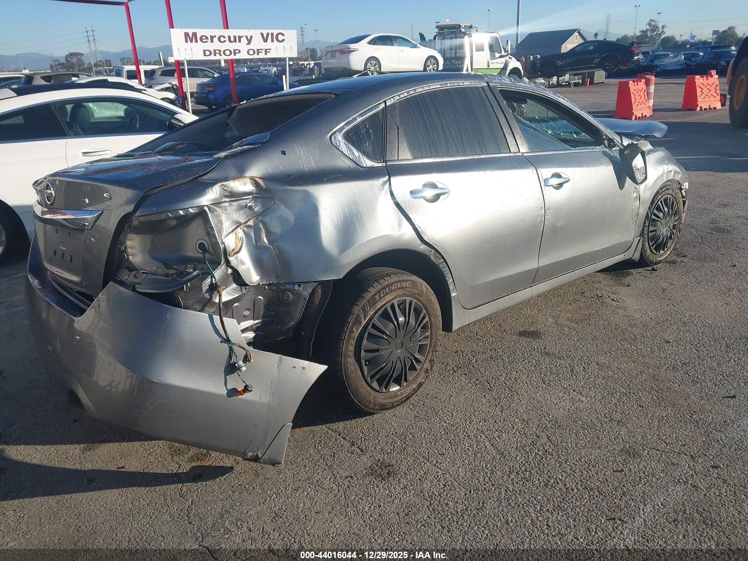 2015 Nissan Altima 2.5 S Серый vin: 1N4AL3AP7FC202002