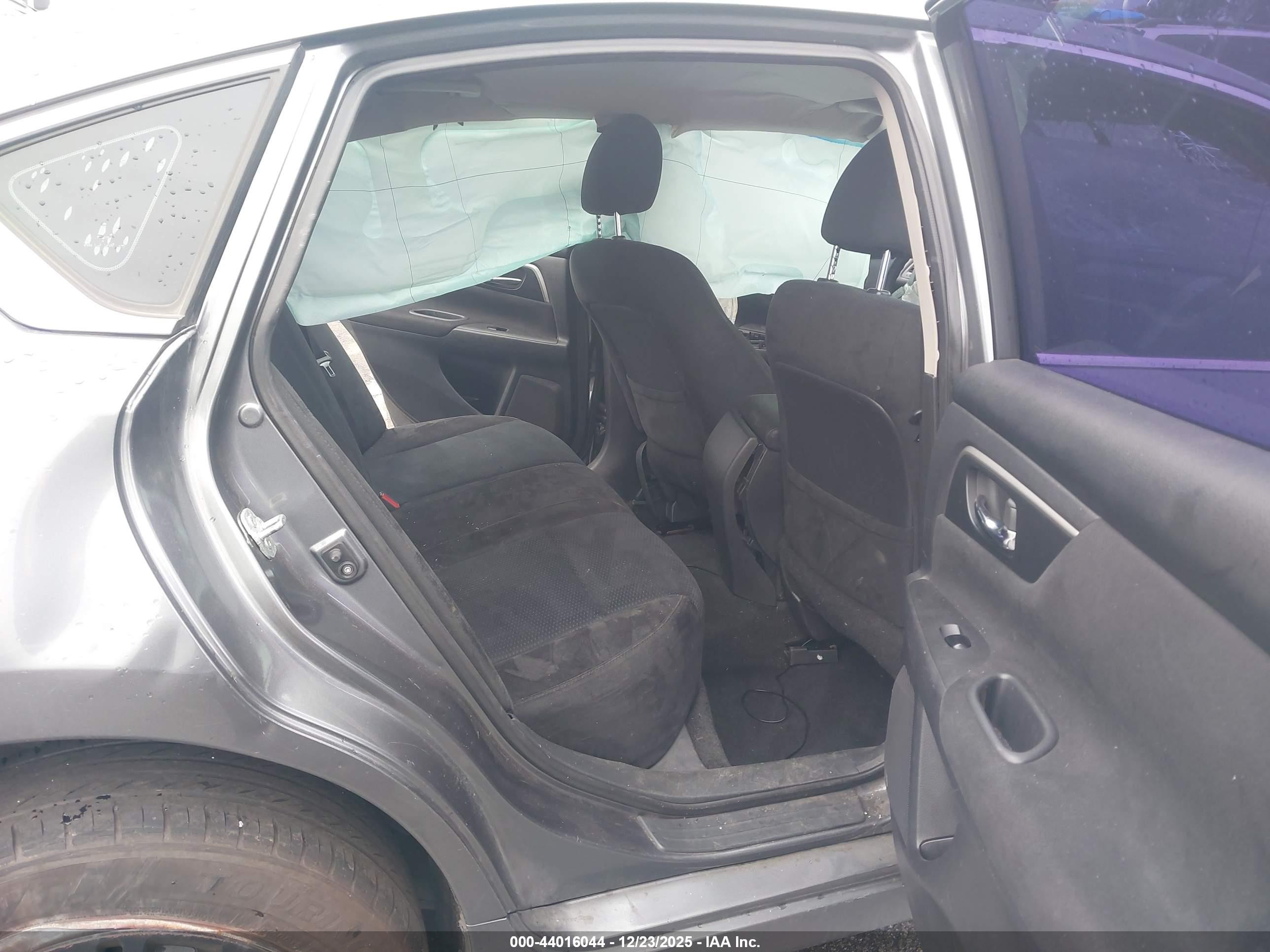 2015 Nissan Altima 2.5 S Серый vin: 1N4AL3AP7FC202002
