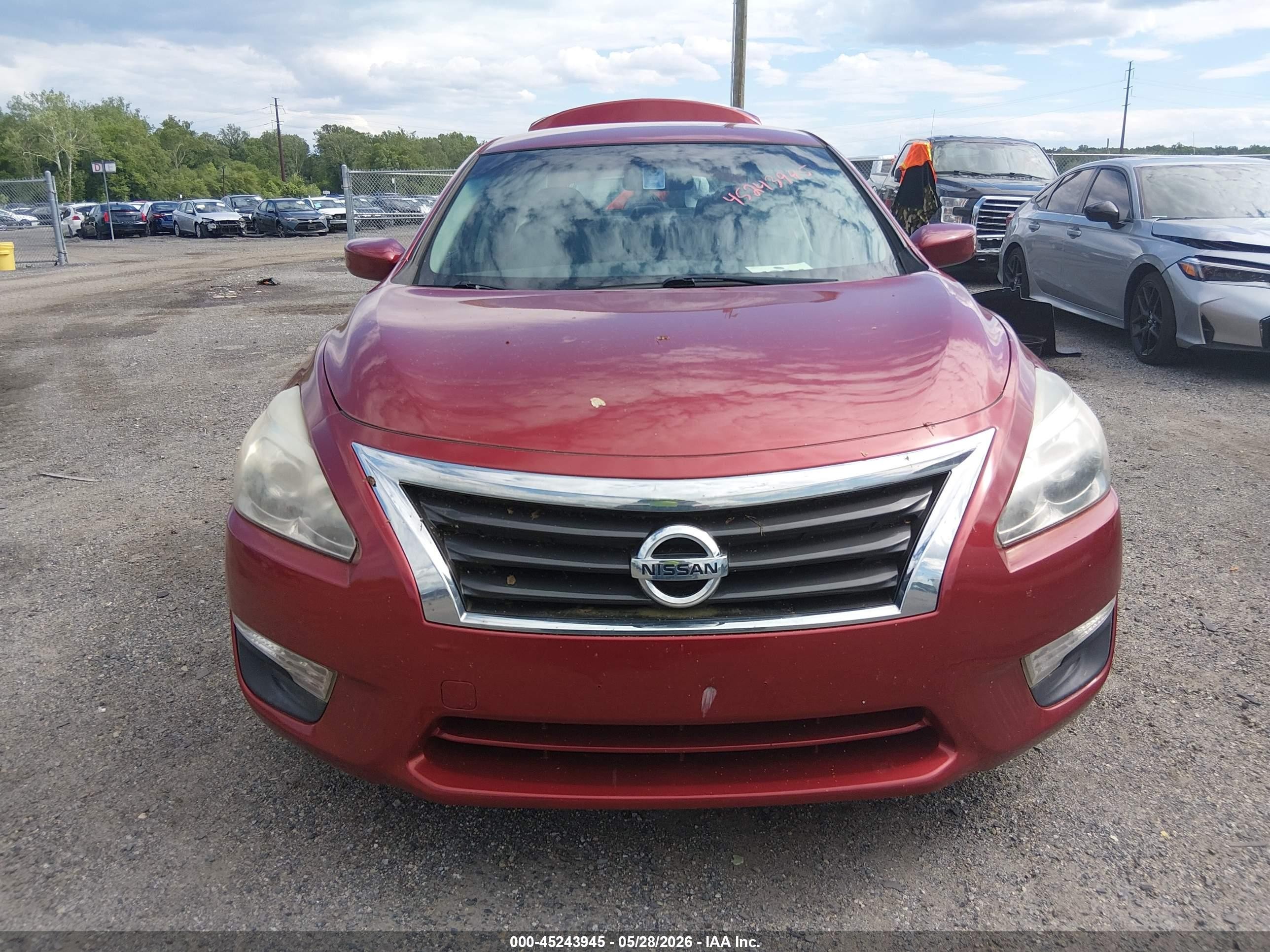 2015 Nissan Altima 2.5 S Red vin: 1N4AL3AP7FC202288